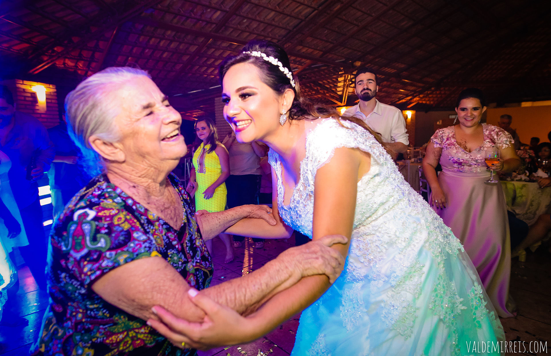 Foto Débora & Junior Foto Débora & Junior - Imagem 58