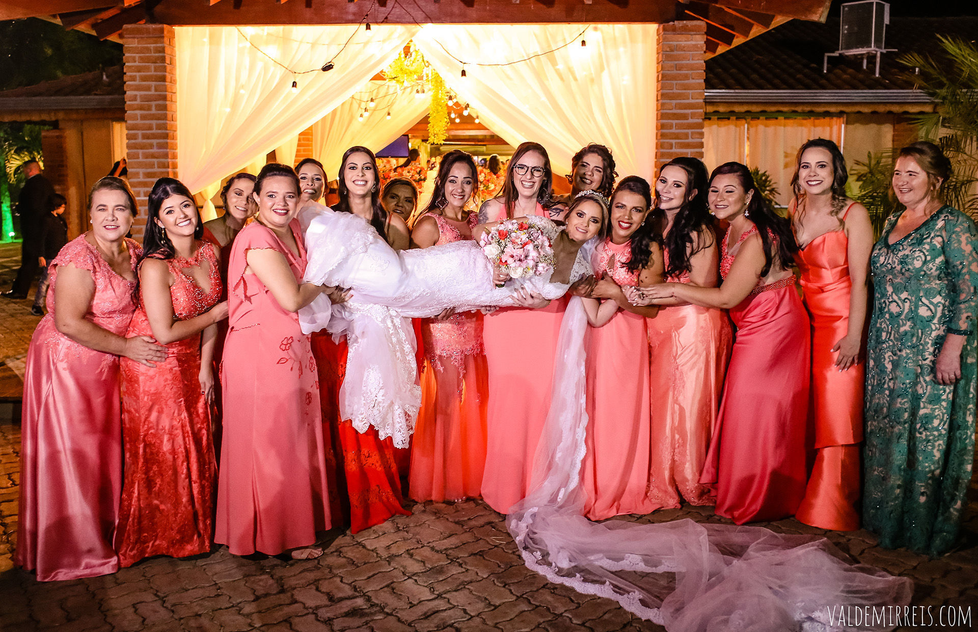 Foto Casamento - Tamires & Jefferson Foto Casamento - Tamires & Jefferson - Imagem 81
