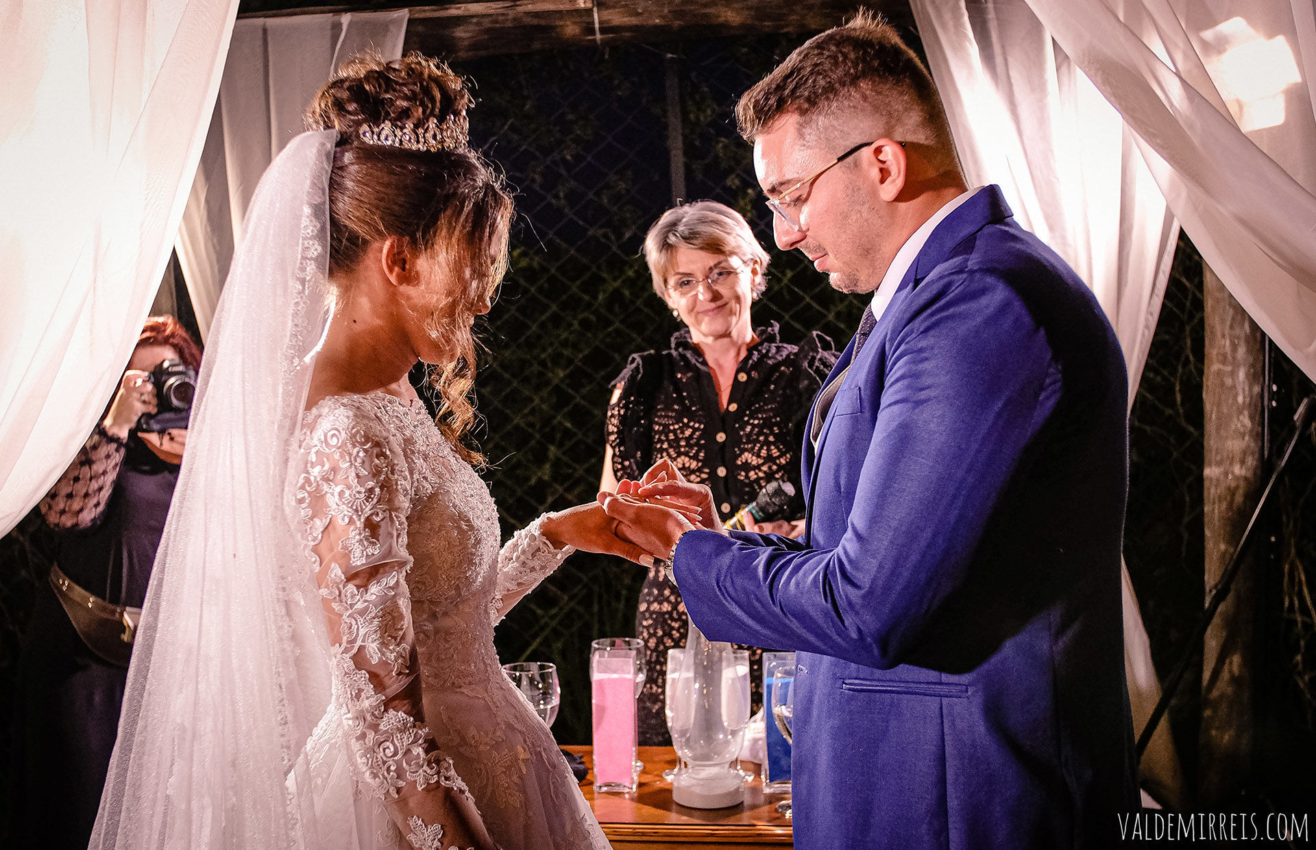 Foto Fotografia de Casamento Bella Faria Eventos | Cedral SP | Cristiane + Vinicius Foto Fotografia de Casamento Bella Faria Eventos | Cedral SP | Cristiane + Vinicius - Imagem 47