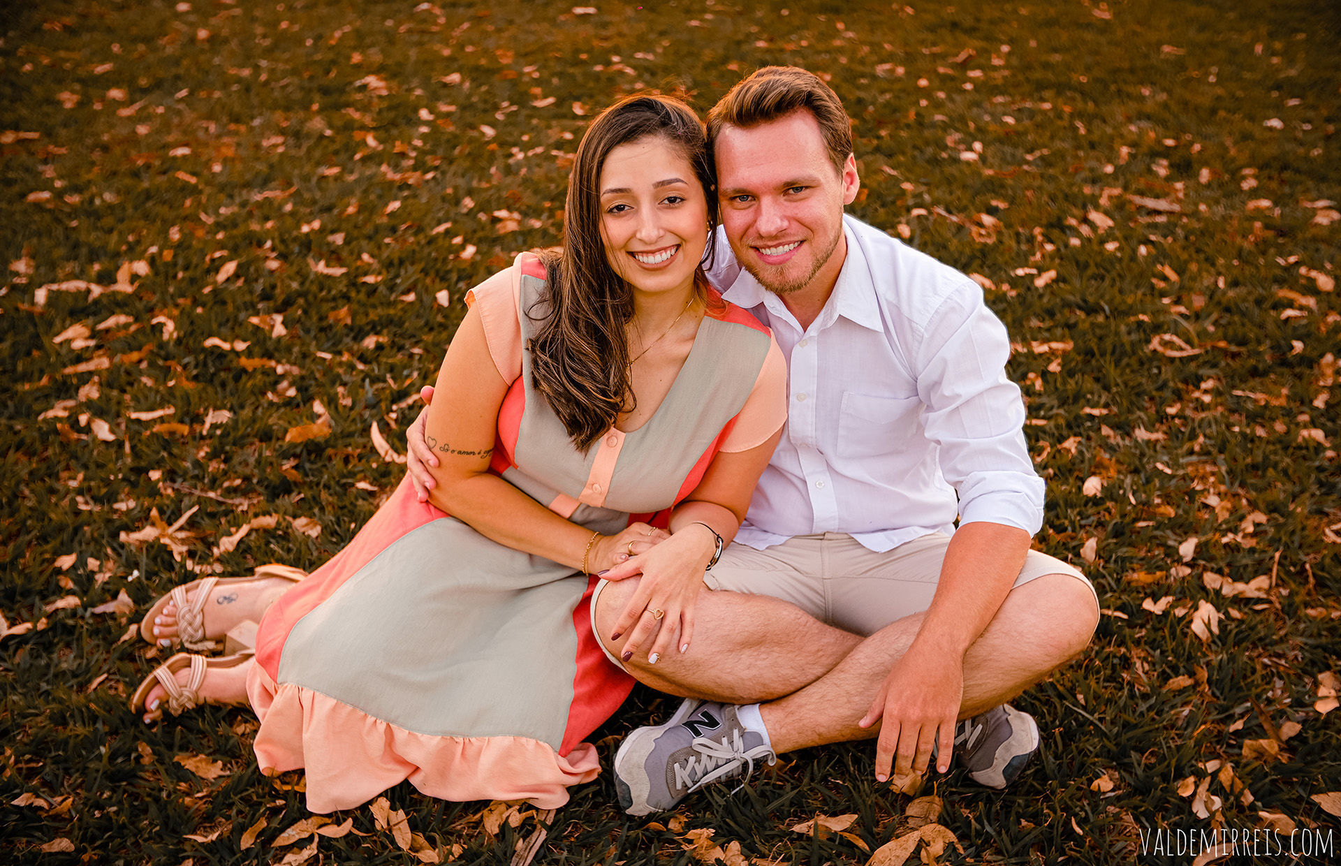 Foto Ensaio de Casal | Plantação de Seringueiras | Guapiaçu SP | Gabriela + Gabriel Foto Ensaio de Casal | Plantação de Seringueiras | Guapiaçu SP | Gabriela + Gabriel - Imagem 5