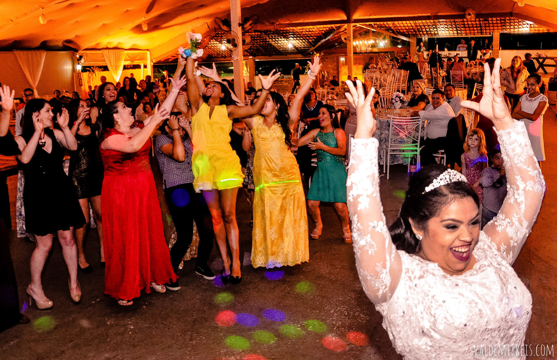 Foto Fotografia de Casamento Espaço Bela Vista | Uchoa SP | Larissa + Fabricio Foto Fotografia de Casamento Espaço Bela Vista | Uchoa SP | Larissa + Fabricio - Imagem 22
