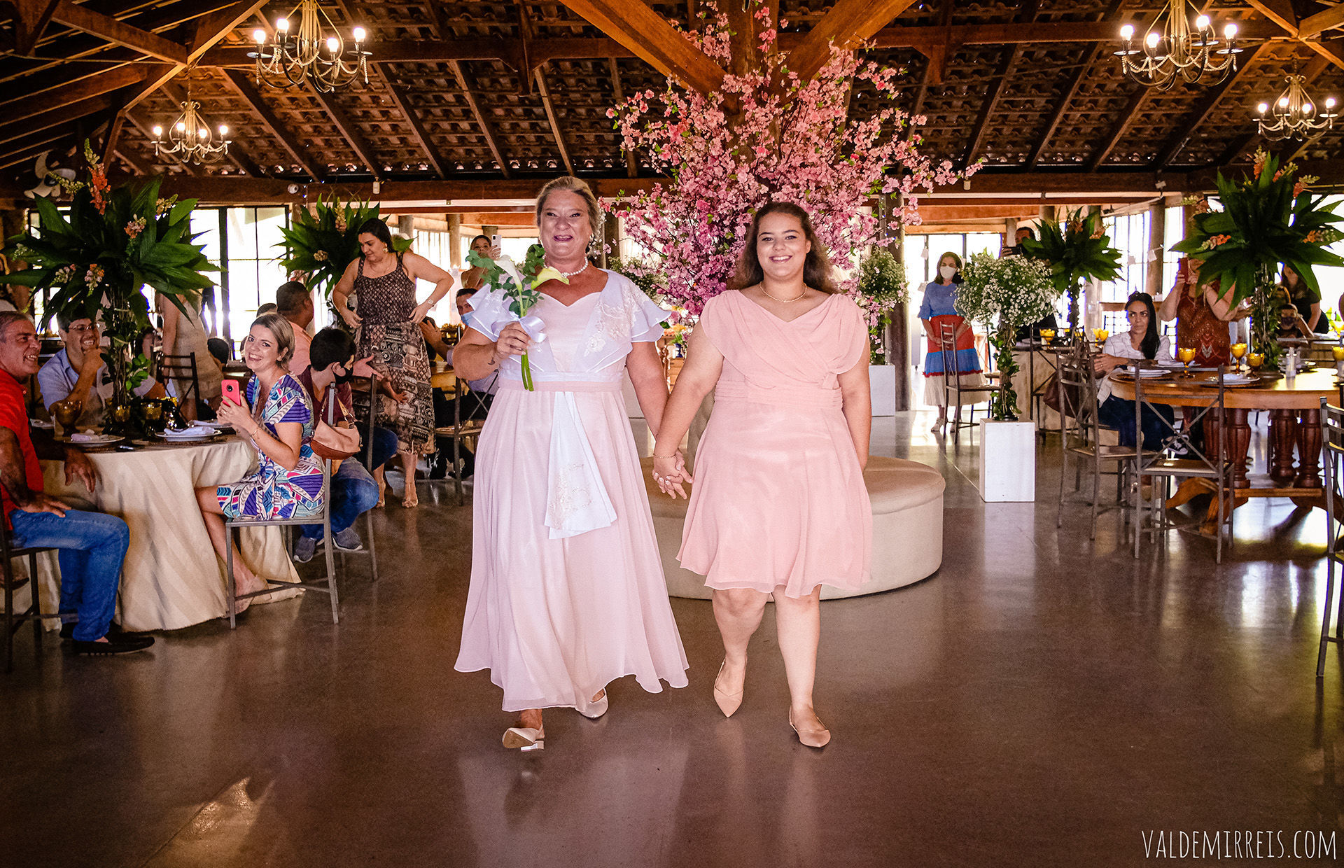 Foto Fotografia de Casamento Glauber Carvalho | São José do Rio Preto SP | Luciana + Oscar Foto Fotografia de Casamento Glauber Carvalho | São José do Rio Preto SP | Luciana + Oscar - Imagem 67