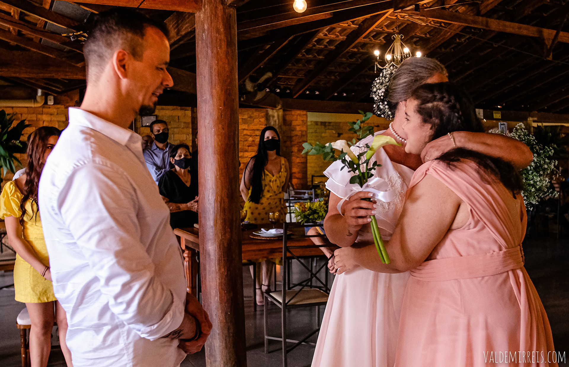 Foto Fotografia de Casamento Glauber Carvalho | São José do Rio Preto SP | Luciana + Oscar Foto Fotografia de Casamento Glauber Carvalho | São José do Rio Preto SP | Luciana + Oscar - Imagem 70