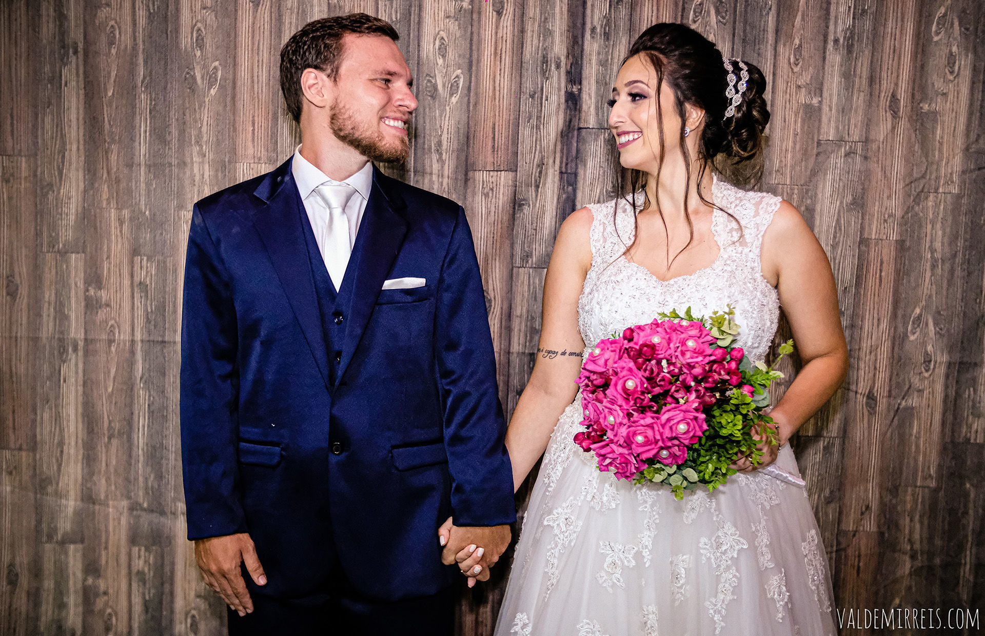 Foto Fotografia de Casamento Nosso Grêmio Esportivo e Recreativo | São José do Rio Preto SP | Gabriela + Gabriel Foto Fotografia de Casamento Nosso Grêmio Esportivo e Recreativo | São José do Rio Preto SP | Gabriela + Gabriel - Imagem 9