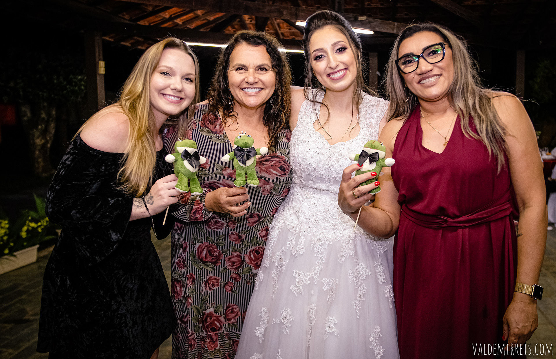 Foto Fotografia de Casamento Nosso Grêmio Esportivo e Recreativo | São José do Rio Preto SP | Gabriela + Gabriel Foto Fotografia de Casamento Nosso Grêmio Esportivo e Recreativo | São José do Rio Preto SP | Gabriela + Gabriel - Imagem 40