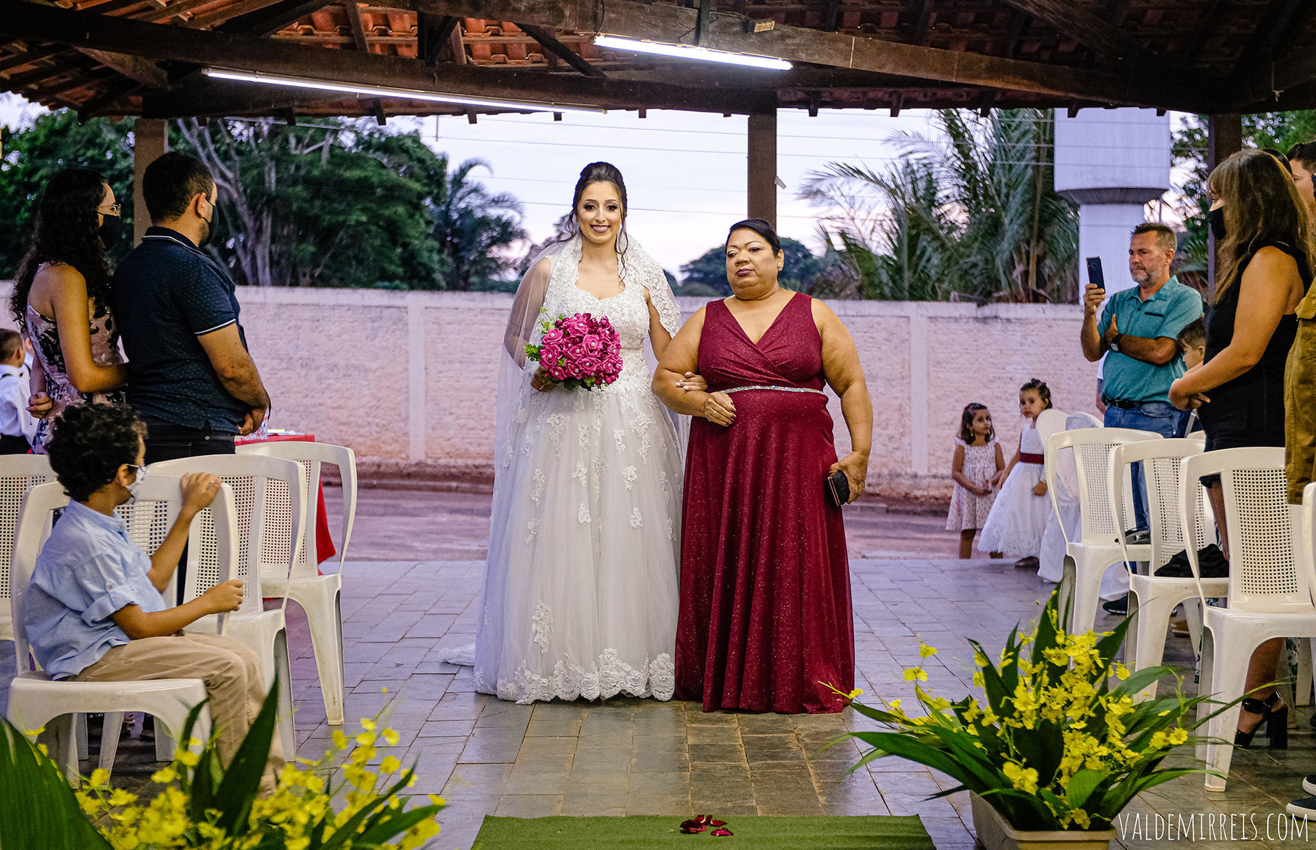 Foto Fotografia de Casamento Nosso Grêmio Esportivo e Recreativo | São José do Rio Preto SP | Gabriela + Gabriel Foto Fotografia de Casamento Nosso Grêmio Esportivo e Recreativo | São José do Rio Preto SP | Gabriela + Gabriel - Imagem 45