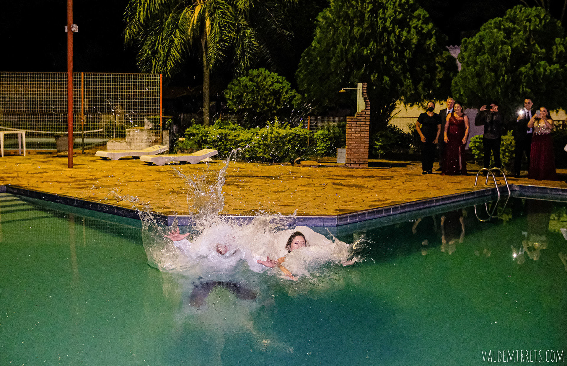 Foto Fotografia de Casamento Nosso Grêmio Esportivo e Recreativo | São José do Rio Preto SP | Gabriela + Gabriel Foto Fotografia de Casamento Nosso Grêmio Esportivo e Recreativo | São José do Rio Preto SP | Gabriela + Gabriel - Imagem 43