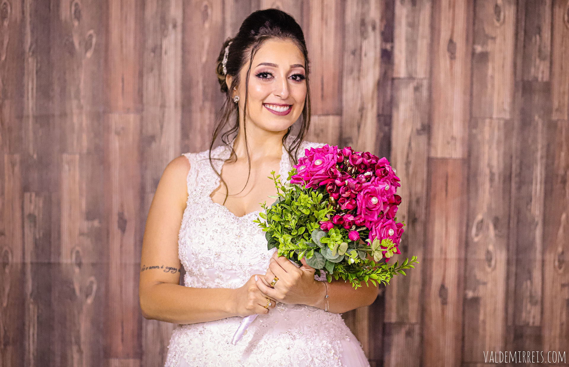 Foto Fotografia de Casamento Nosso Grêmio Esportivo e Recreativo | São José do Rio Preto SP | Gabriela + Gabriel Foto Fotografia de Casamento Nosso Grêmio Esportivo e Recreativo | São José do Rio Preto SP | Gabriela + Gabriel - Imagem 91