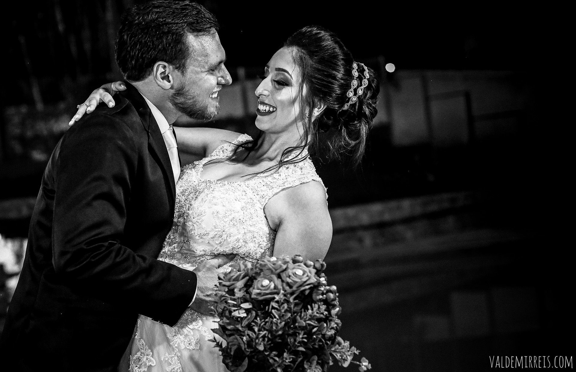 Foto Fotografia de Casamento Nosso Grêmio Esportivo e Recreativo | São José do Rio Preto SP | Gabriela + Gabriel Foto Fotografia de Casamento Nosso Grêmio Esportivo e Recreativo | São José do Rio Preto SP | Gabriela + Gabriel - Imagem 102