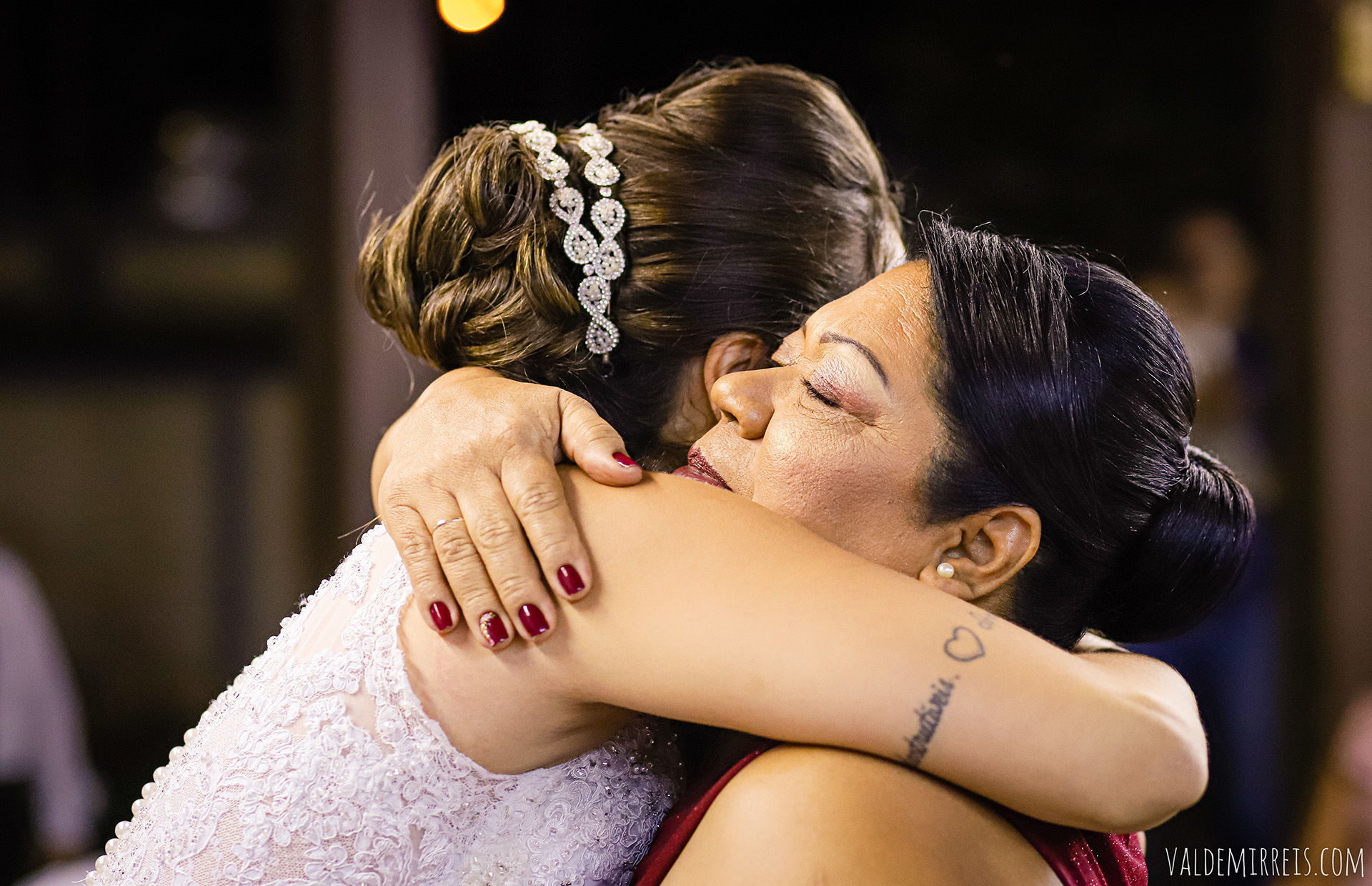 Foto Fotografia de Casamento Nosso Grêmio Esportivo e Recreativo | São José do Rio Preto SP | Gabriela + Gabriel Foto Fotografia de Casamento Nosso Grêmio Esportivo e Recreativo | São José do Rio Preto SP | Gabriela + Gabriel - Imagem 90