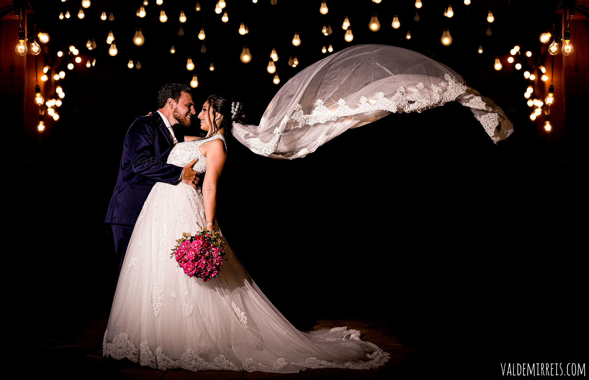 Foto Fotografia de Casamento Nosso Grêmio Esportivo e Recreativo | São José do Rio Preto SP | Gabriela + Gabriel Foto Fotografia de Casamento Nosso Grêmio Esportivo e Recreativo | São José do Rio Preto SP | Gabriela + Gabriel - Imagem 121