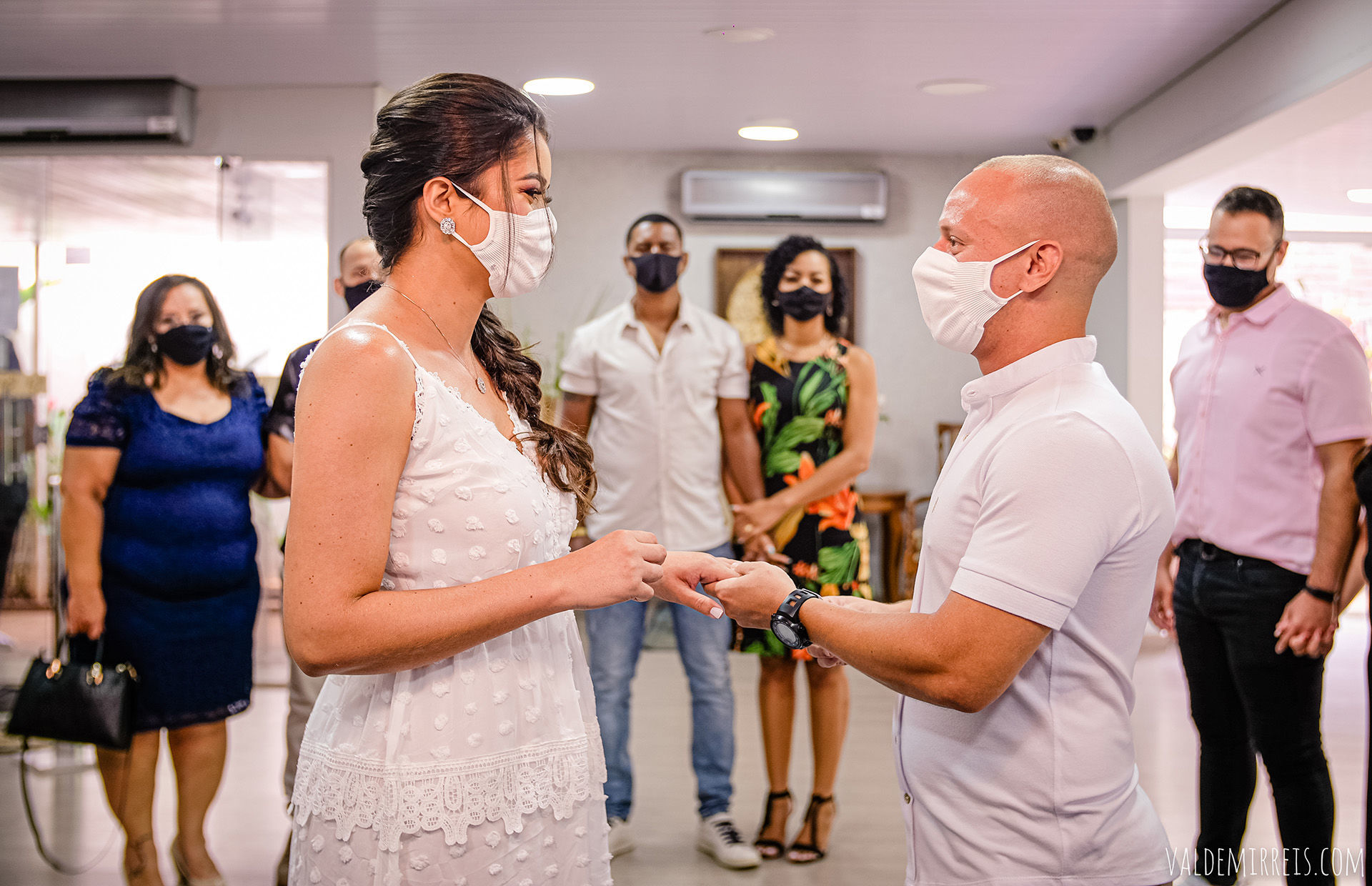 Foto Fotografia de Casamento 3º Cartório de Registro Civil das Pessoas Naturais | Haras Colorado | São José do Rio Preto SP | Nayara + Brian Foto Fotografia de Casamento 3º Cartório de Registro Civil das Pessoas Naturais | Haras Colorado | São José do Rio Preto SP | Nayara + Brian - Imagem 6