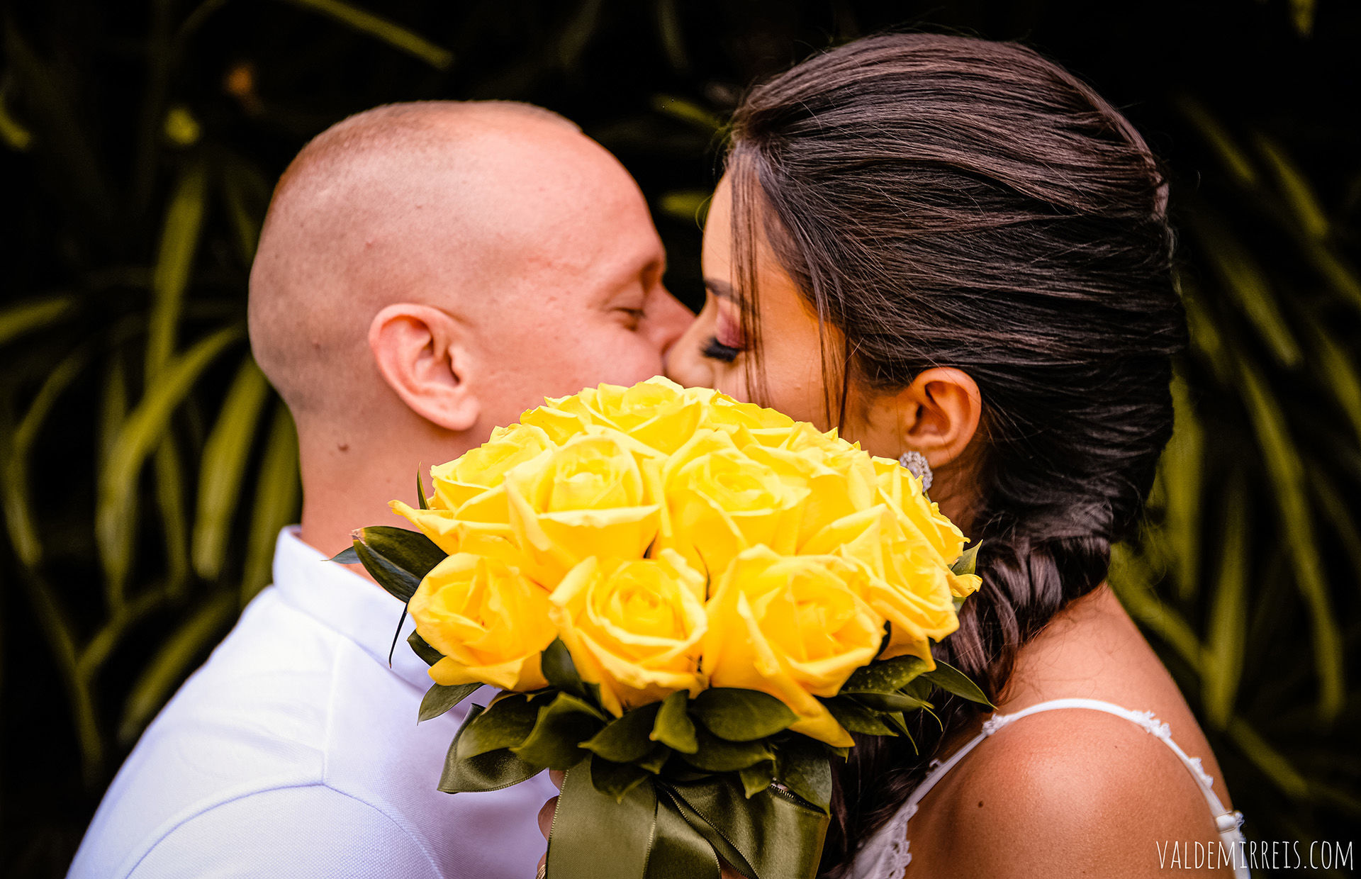 Foto Fotografia de Casamento 3º Cartório de Registro Civil das Pessoas Naturais | Haras Colorado | São José do Rio Preto SP | Nayara + Brian Foto Fotografia de Casamento 3º Cartório de Registro Civil das Pessoas Naturais | Haras Colorado | São José do Rio Preto SP | Nayara + Brian - Imagem 15