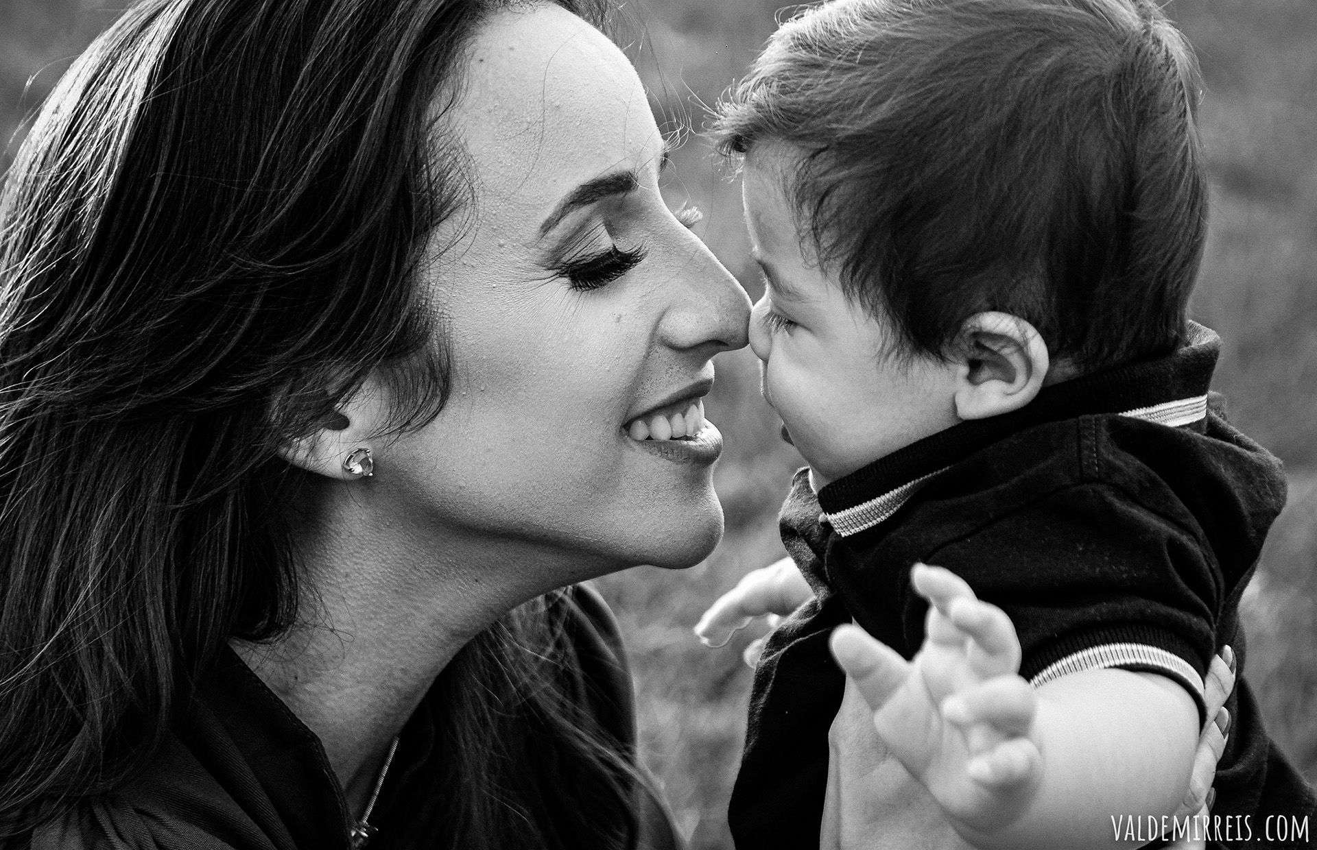 Foto Ensaio Dia Das Mães | Ensaio de Família | Praça do Vivendas | São José do Rio Preto SP | Cinthia + Pablo + Leo Foto Ensaio Dia Das Mães | Ensaio de Família | Praça do Vivendas | São José do Rio Preto SP | Cinthia + Pablo + Leo - Imagem 8
