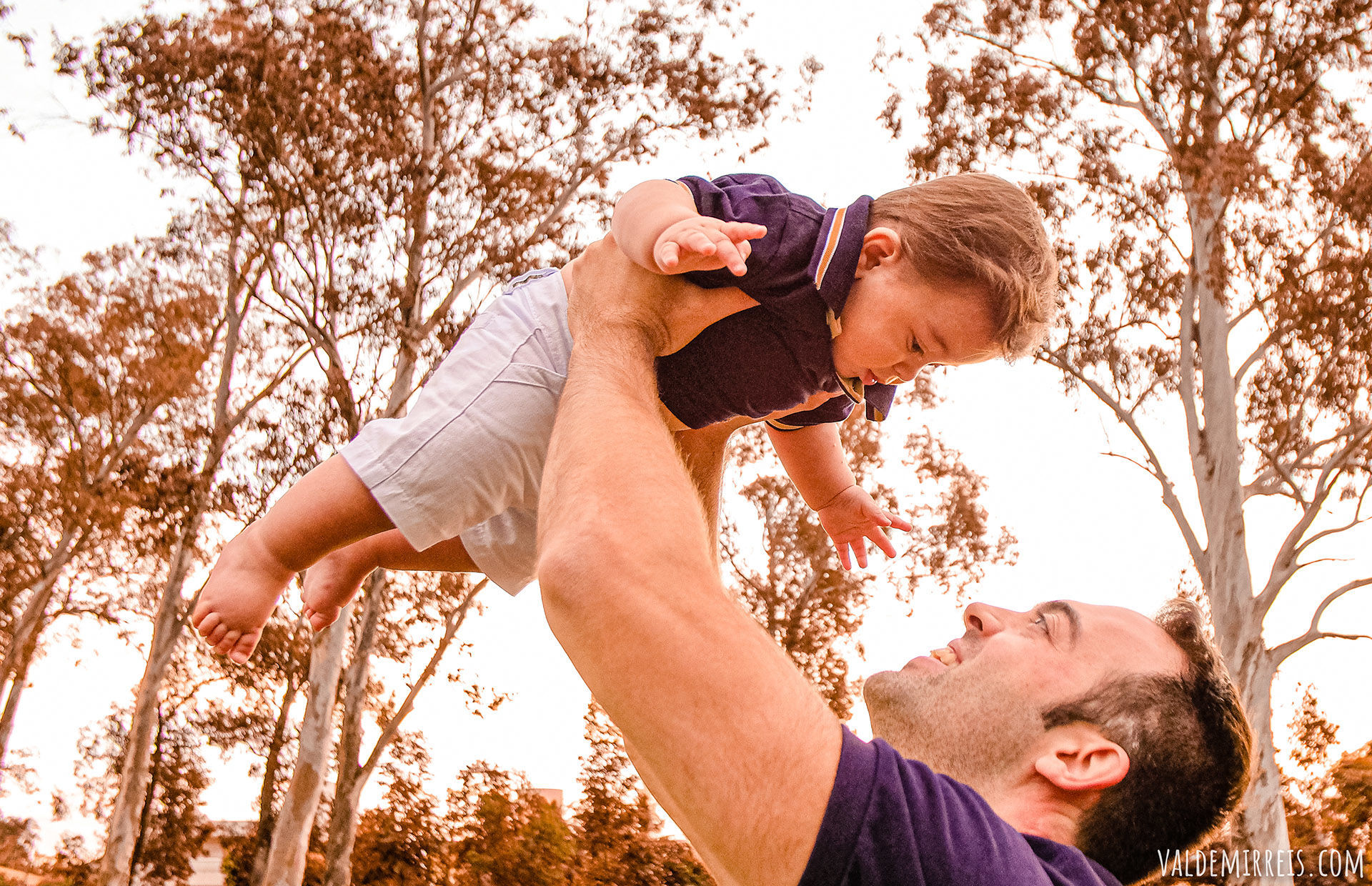 Foto Ensaio Dia Das Mães | Ensaio de Família | Praça do Vivendas | São José do Rio Preto SP | Cinthia + Pablo + Leo Foto Ensaio Dia Das Mães | Ensaio de Família | Praça do Vivendas | São José do Rio Preto SP | Cinthia + Pablo + Leo - Imagem 13