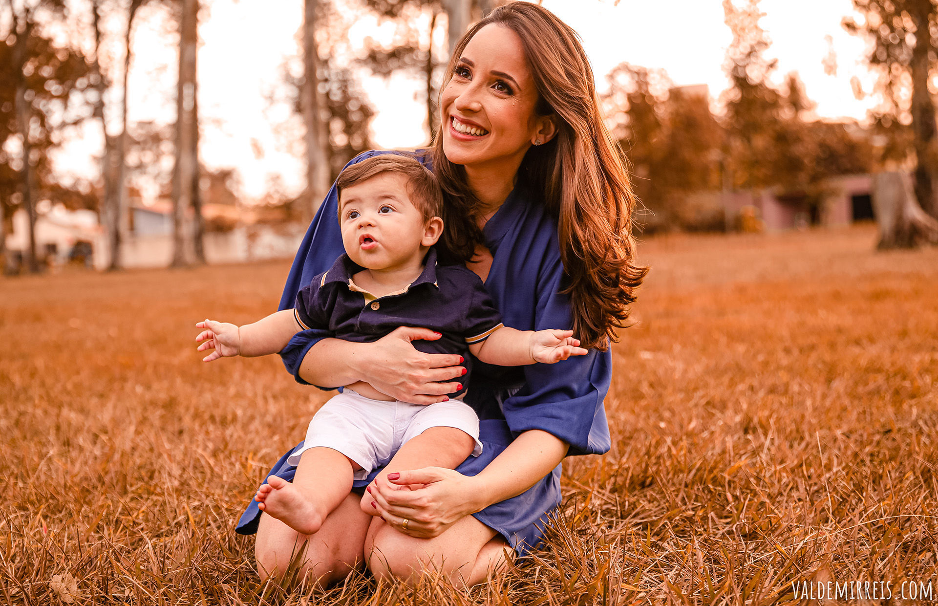 Foto Ensaio Dia Das Mães | Ensaio de Família | Praça do Vivendas | São José do Rio Preto SP | Cinthia + Pablo + Leo Foto Ensaio Dia Das Mães | Ensaio de Família | Praça do Vivendas | São José do Rio Preto SP | Cinthia + Pablo + Leo - Imagem 28