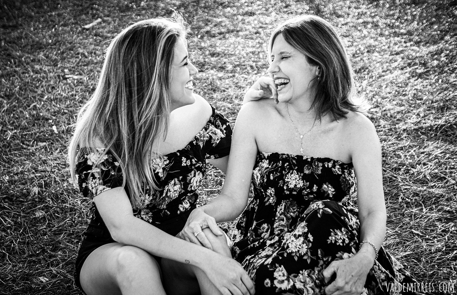 Foto E-Session | Ensaio Dia Das Mães | Praça do Vivendas | São José do Rio Preto SP | Isabella + Mariani Foto E-Session | Ensaio Dia Das Mães | Praça do Vivendas | São José do Rio Preto SP | Isabella + Mariani - Imagem 7