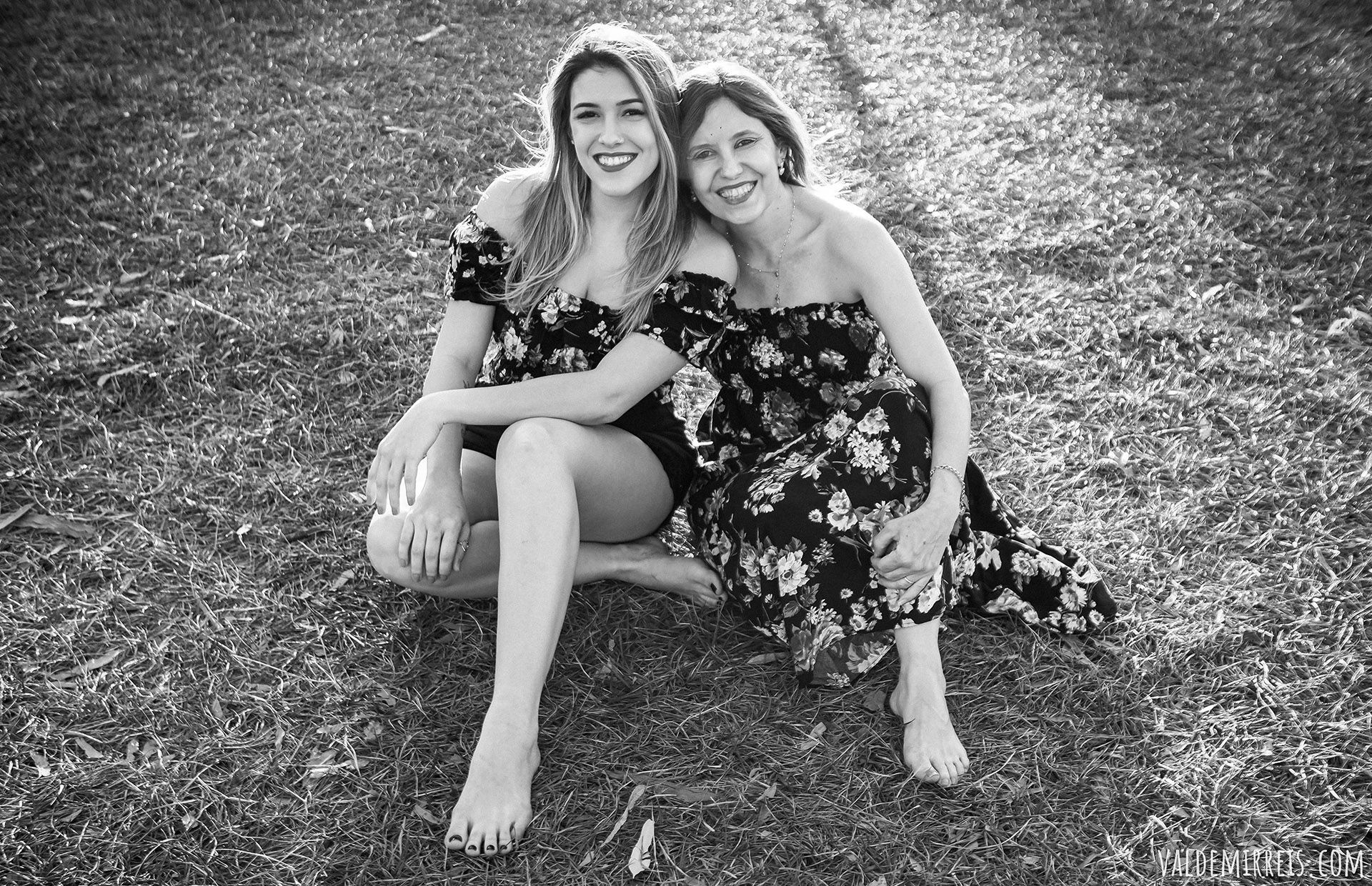 Foto E-Session | Ensaio Dia Das Mães | Praça do Vivendas | São José do Rio Preto SP | Isabella + Mariani Foto E-Session | Ensaio Dia Das Mães | Praça do Vivendas | São José do Rio Preto SP | Isabella + Mariani - Imagem 6