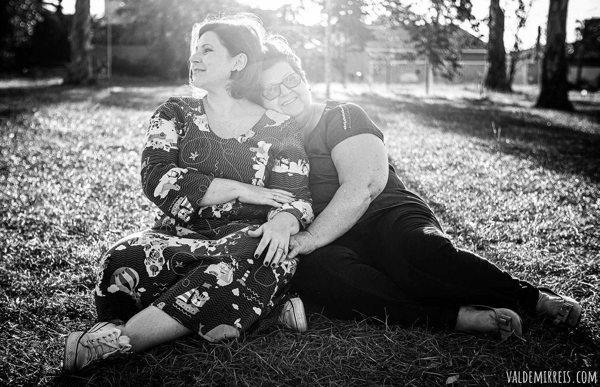 Foto E-Session | Ensaio Dia Das Mães | Praça do Vivendas | São José do Rio Preto SP | Família Cuciol Foto E-Session | Ensaio Dia Das Mães | Praça do Vivendas | São José do Rio Preto SP | Família Cuciol - Imagem 4