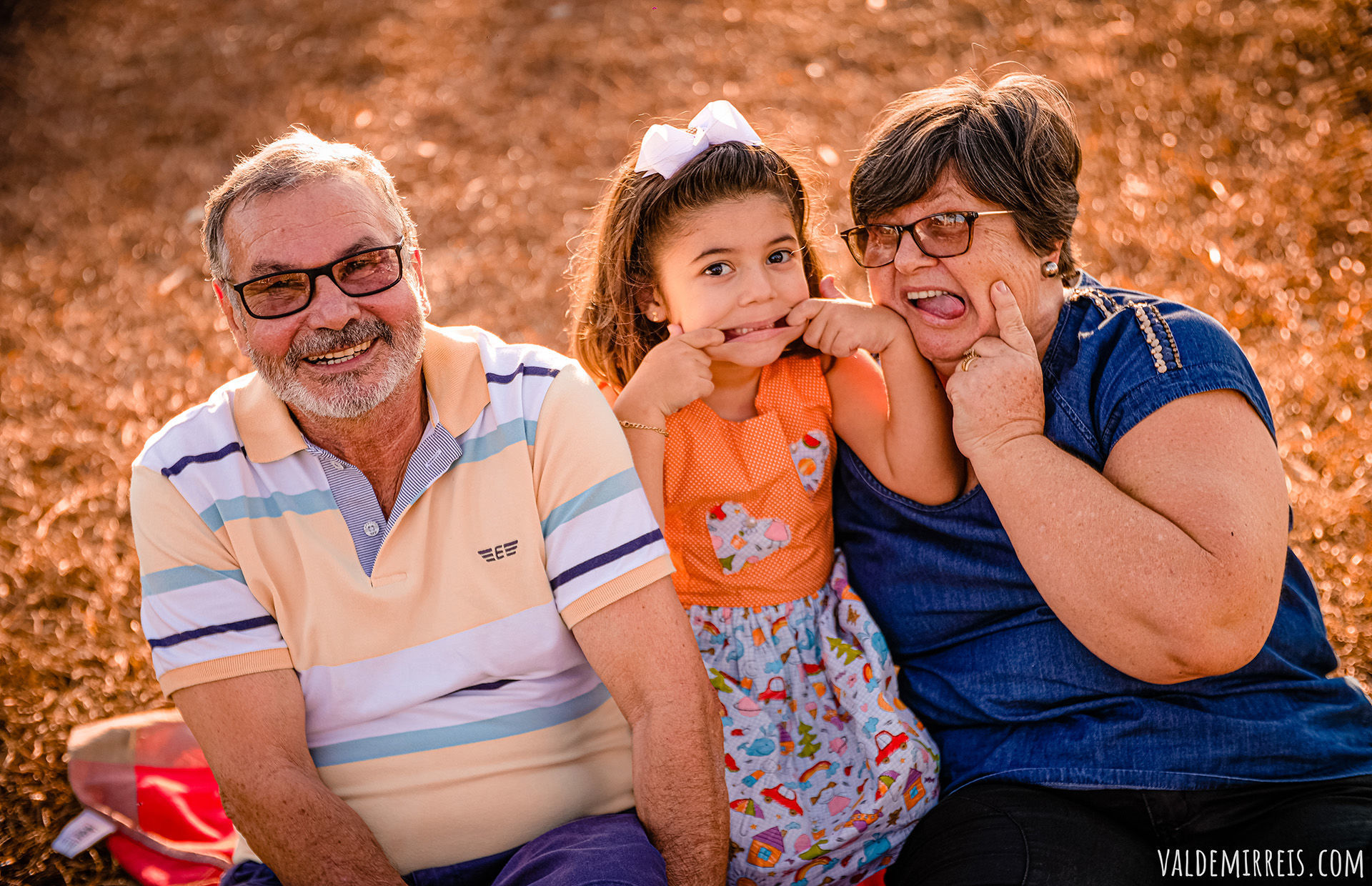 Foto E-Session | Ensaio Dia Das Mães | Praça do Vivendas | São José do Rio Preto SP | Família Cuciol Foto E-Session | Ensaio Dia Das Mães | Praça do Vivendas | São José do Rio Preto SP | Família Cuciol - Imagem 0
