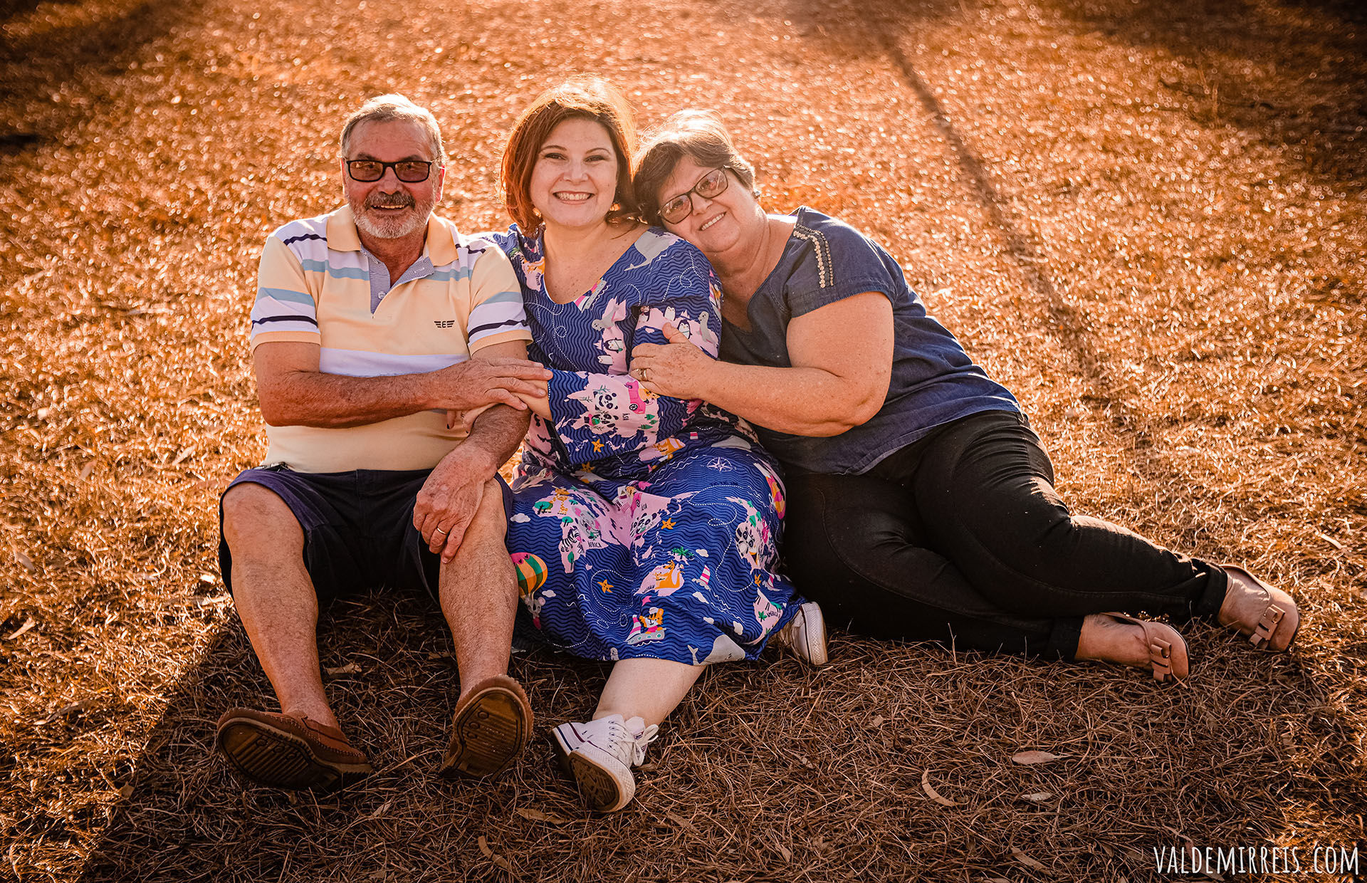 Foto E-Session | Ensaio Dia Das Mães | Praça do Vivendas | São José do Rio Preto SP | Família Cuciol Foto E-Session | Ensaio Dia Das Mães | Praça do Vivendas | São José do Rio Preto SP | Família Cuciol - Imagem 3