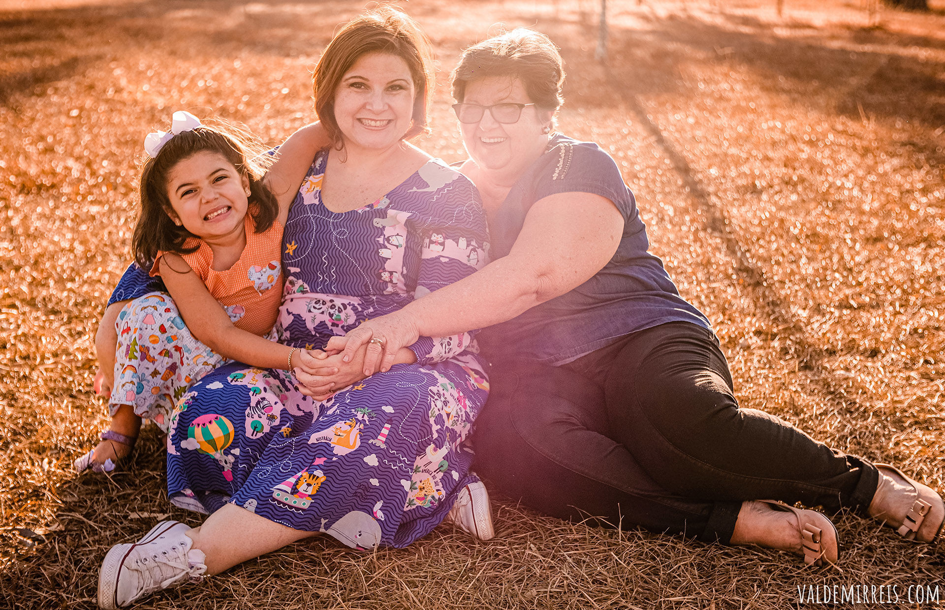 Foto E-Session | Ensaio Dia Das Mães | Praça do Vivendas | São José do Rio Preto SP | Família Cuciol Foto E-Session | Ensaio Dia Das Mães | Praça do Vivendas | São José do Rio Preto SP | Família Cuciol - Imagem 6