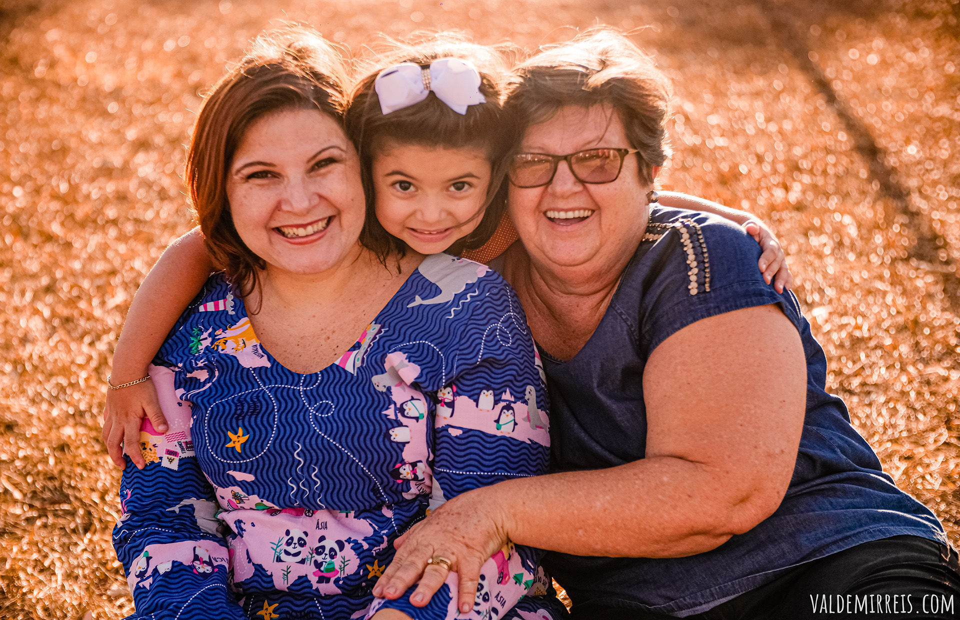 Foto E-Session | Ensaio Dia Das Mães | Praça do Vivendas | São José do Rio Preto SP | Família Cuciol Foto E-Session | Ensaio Dia Das Mães | Praça do Vivendas | São José do Rio Preto SP | Família Cuciol - Imagem 9