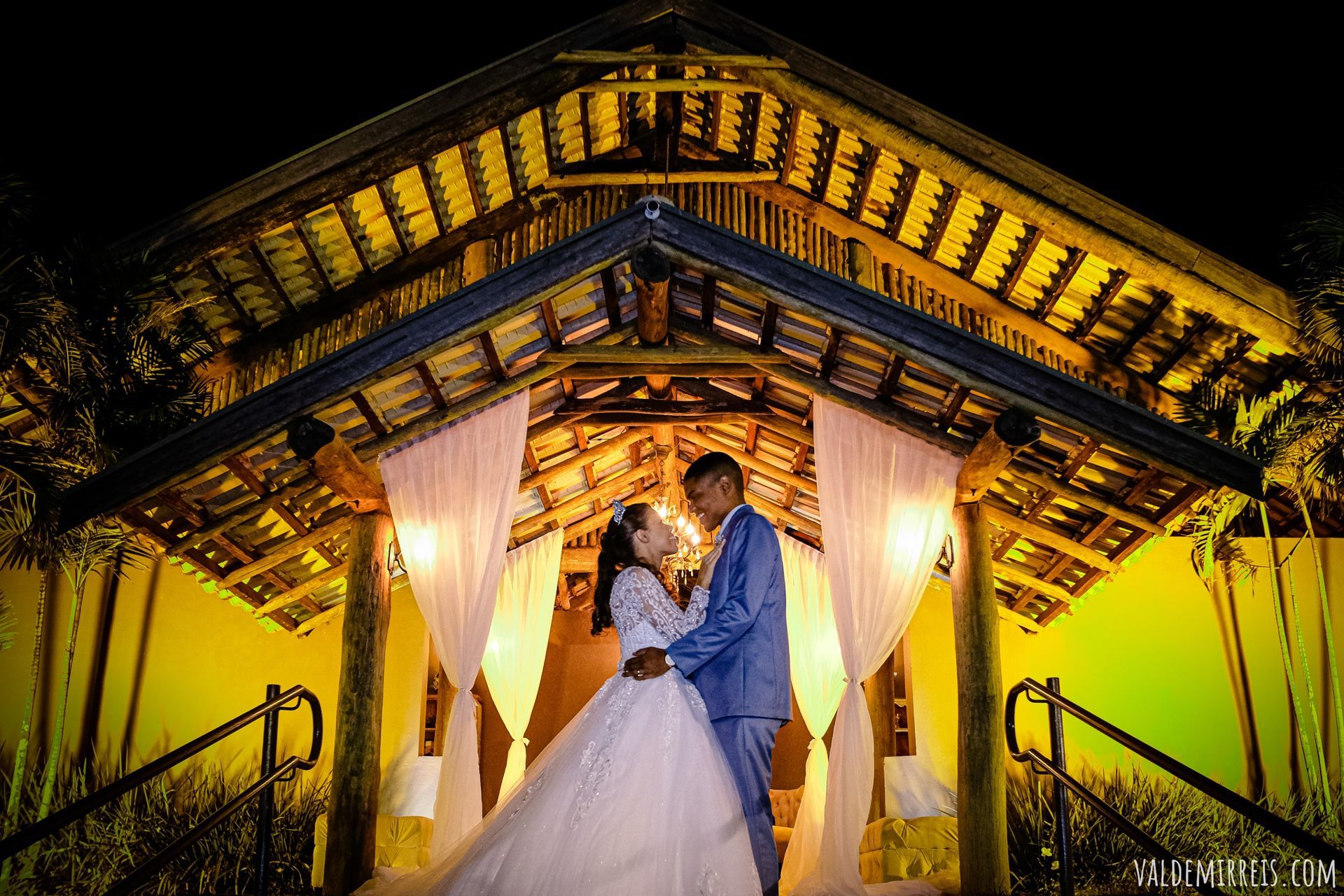 Foto Fotografia de Casamento Santa Felicidade Eventos | São José do Rio Preto SP | Michely + Gabriel Foto Fotografia de Casamento Santa Felicidade Eventos | São José do Rio Preto SP | Michely + Gabriel - Imagem 205