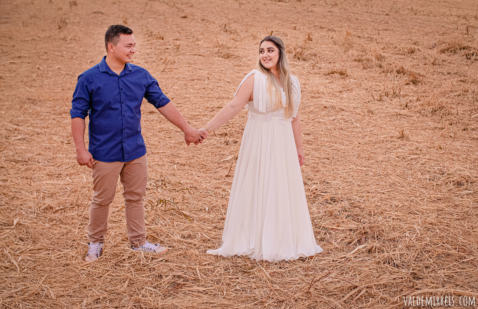 Foto Ensaio de Casal | Parque das Seringueiras | Guapiaçu - SP | Gabriela + Jorge Foto Ensaio de Casal | Parque das Seringueiras | Guapiaçu - SP | Gabriela + Jorge - Imagem 16