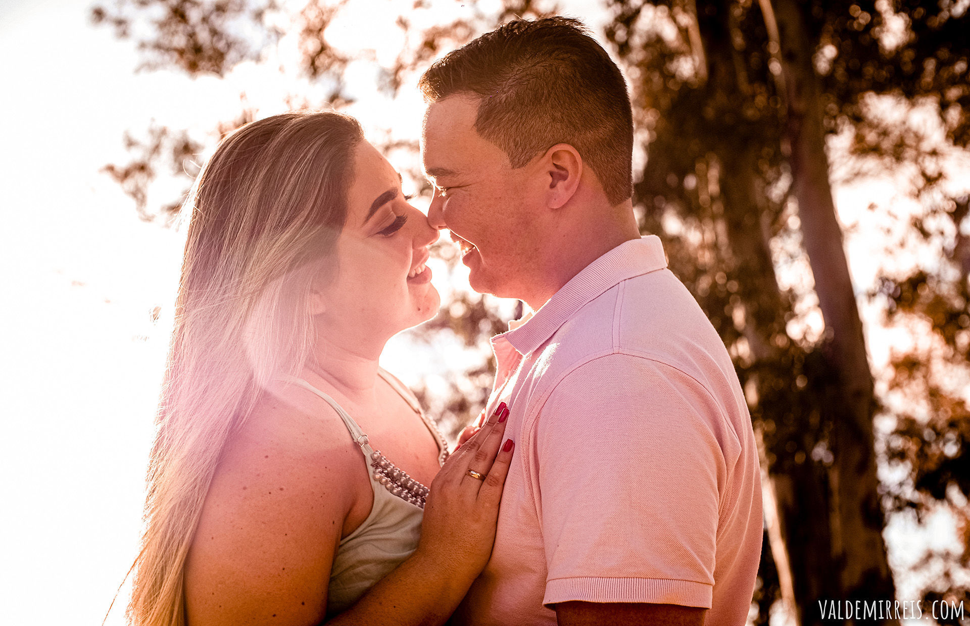 Foto Ensaio de Casal | Parque das Seringueiras | Guapiaçu - SP | Gabriela + Jorge Foto Ensaio de Casal | Parque das Seringueiras | Guapiaçu - SP | Gabriela + Jorge - Imagem 8