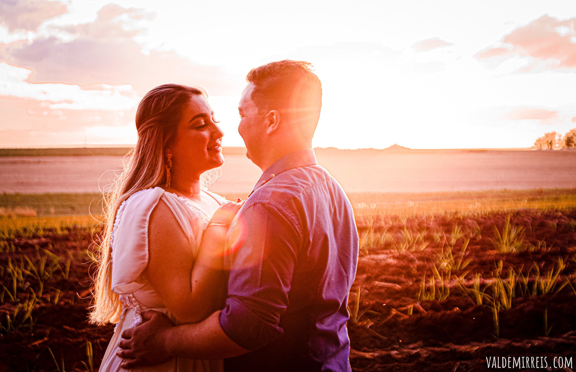 Foto Ensaio de Casal | Parque das Seringueiras | Guapiaçu - SP | Gabriela + Jorge Foto Ensaio de Casal | Parque das Seringueiras | Guapiaçu - SP | Gabriela + Jorge - Imagem 20