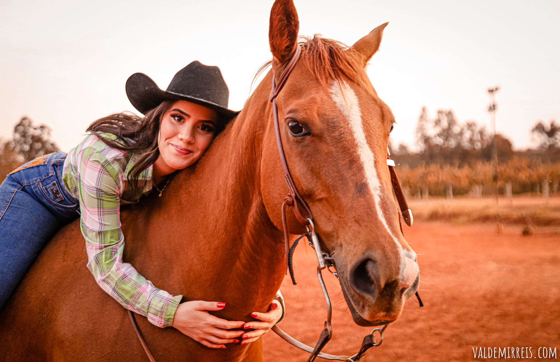 Foto E-Session | Ensaio de 16 Anos | CT Universo | São José do Rio Preto SP | Viviane Mahkoul Foto E-Session | Ensaio de 16 Anos | CT Universo | São José do Rio Preto SP | Viviane Mahkoul - Imagem 15