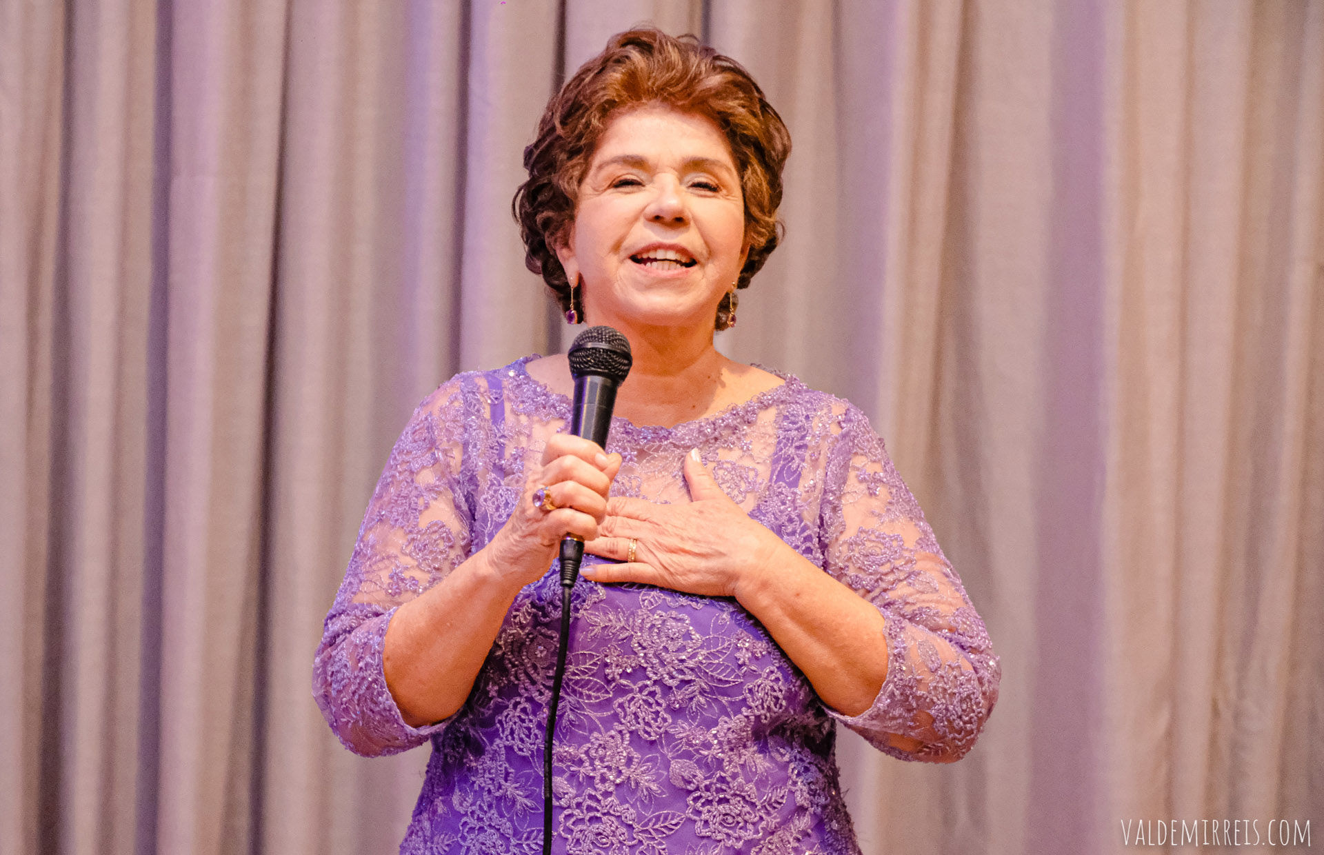 Foto Fotografia de Aniversário | 71 Anos | Felix Petrolli Buffet | São José do Rio Preto SP | Val Maciel Foto Fotografia de Aniversário | 71 Anos | Felix Petrolli Buffet | São José do Rio Preto SP | Val Maciel - Imagem 24