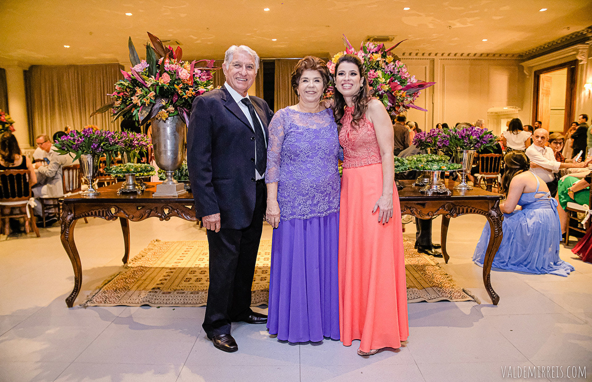 Foto Fotografia de Aniversário | 71 Anos | Felix Petrolli Buffet | São José do Rio Preto SP | Val Maciel Foto Fotografia de Aniversário | 71 Anos | Felix Petrolli Buffet | São José do Rio Preto SP | Val Maciel - Imagem 13