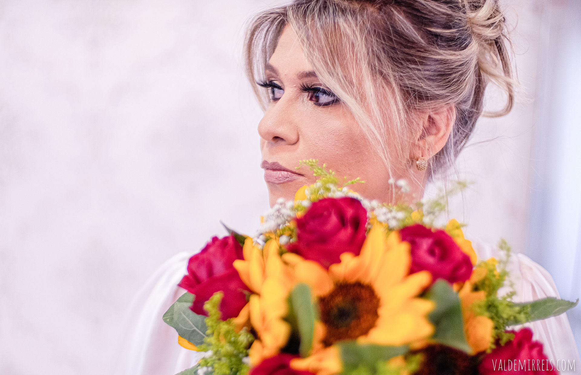 Foto Fotografia de Casamento 3º Cartório de Registro Civil das Pessoas Naturais | São José do Rio Preto SP | Vânia + Marco Foto Fotografia de Casamento 3º Cartório de Registro Civil das Pessoas Naturais | São José do Rio Preto SP | Vânia + Marco - Imagem 19