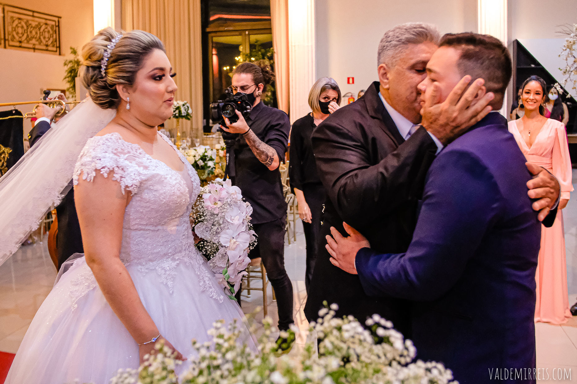 Foto Fotografia de Casamento Fauze Karam Buffet | São José do Rio Preto SP | Gabriela + Jorge Foto Fotografia de Casamento Fauze Karam Buffet | São José do Rio Preto SP | Gabriela + Jorge - Imagem 110