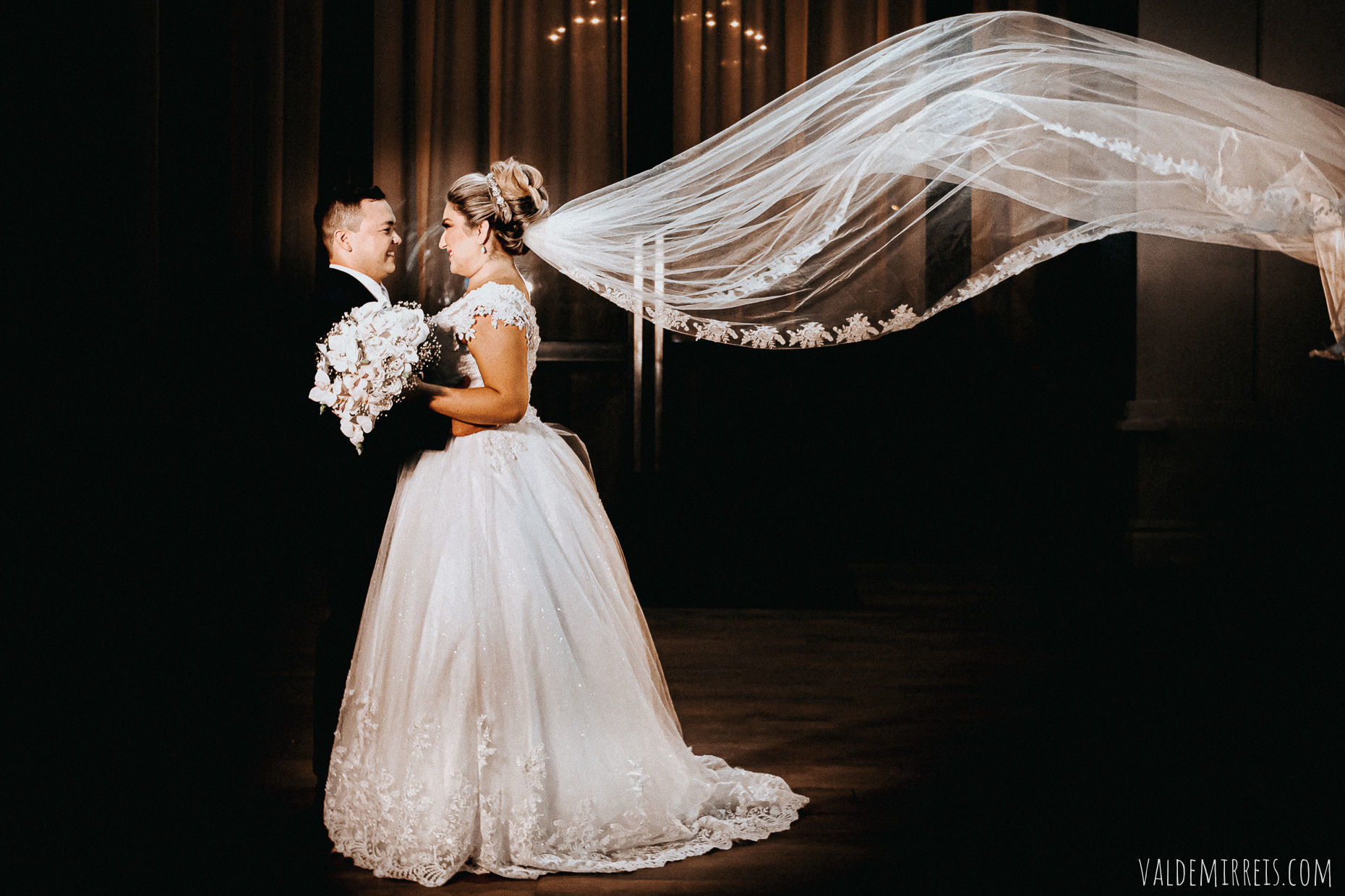 Foto Fotografia de Casamento Fauze Karam Buffet | São José do Rio Preto SP | Gabriela + Jorge Foto Fotografia de Casamento Fauze Karam Buffet | São José do Rio Preto SP | Gabriela + Jorge - Imagem 154