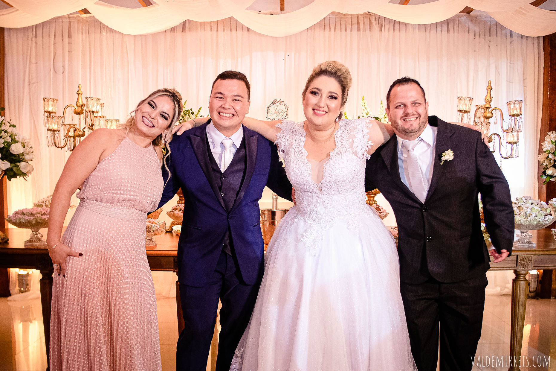 Foto Fotografia de Casamento Fauze Karam Buffet | São José do Rio Preto SP | Gabriela + Jorge Foto Fotografia de Casamento Fauze Karam Buffet | São José do Rio Preto SP | Gabriela + Jorge - Imagem 175