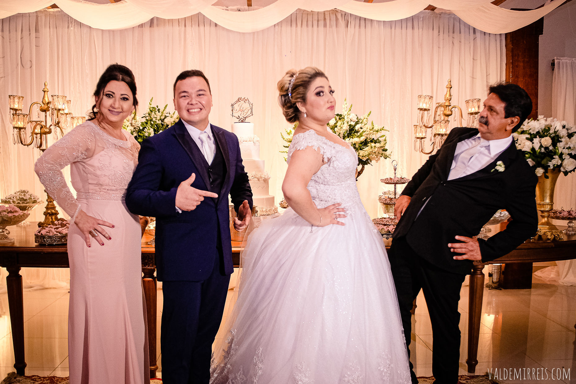 Foto Fotografia de Casamento Fauze Karam Buffet | São José do Rio Preto SP | Gabriela + Jorge Foto Fotografia de Casamento Fauze Karam Buffet | São José do Rio Preto SP | Gabriela + Jorge - Imagem 183