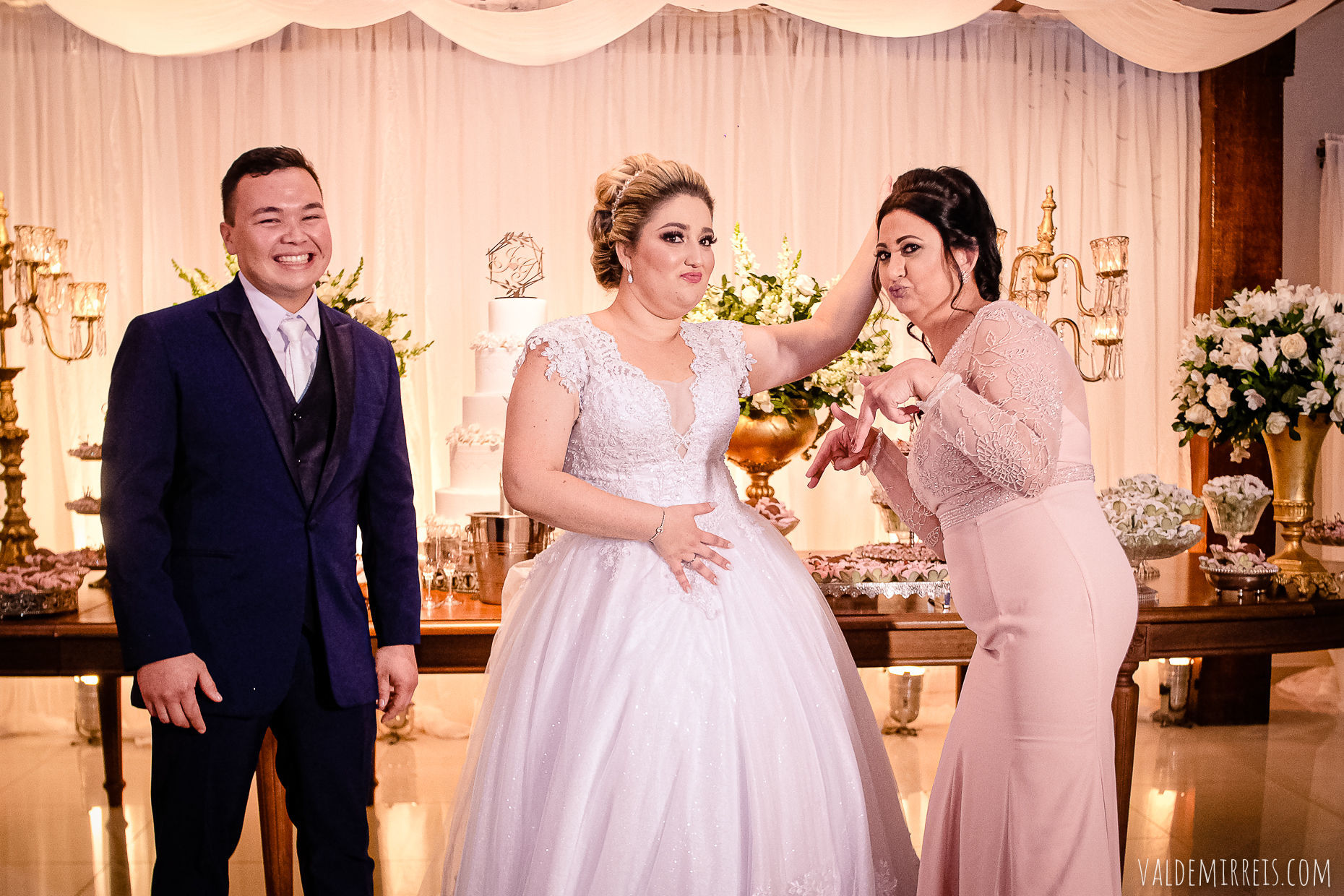 Foto Fotografia de Casamento Fauze Karam Buffet | São José do Rio Preto SP | Gabriela + Jorge Foto Fotografia de Casamento Fauze Karam Buffet | São José do Rio Preto SP | Gabriela + Jorge - Imagem 184