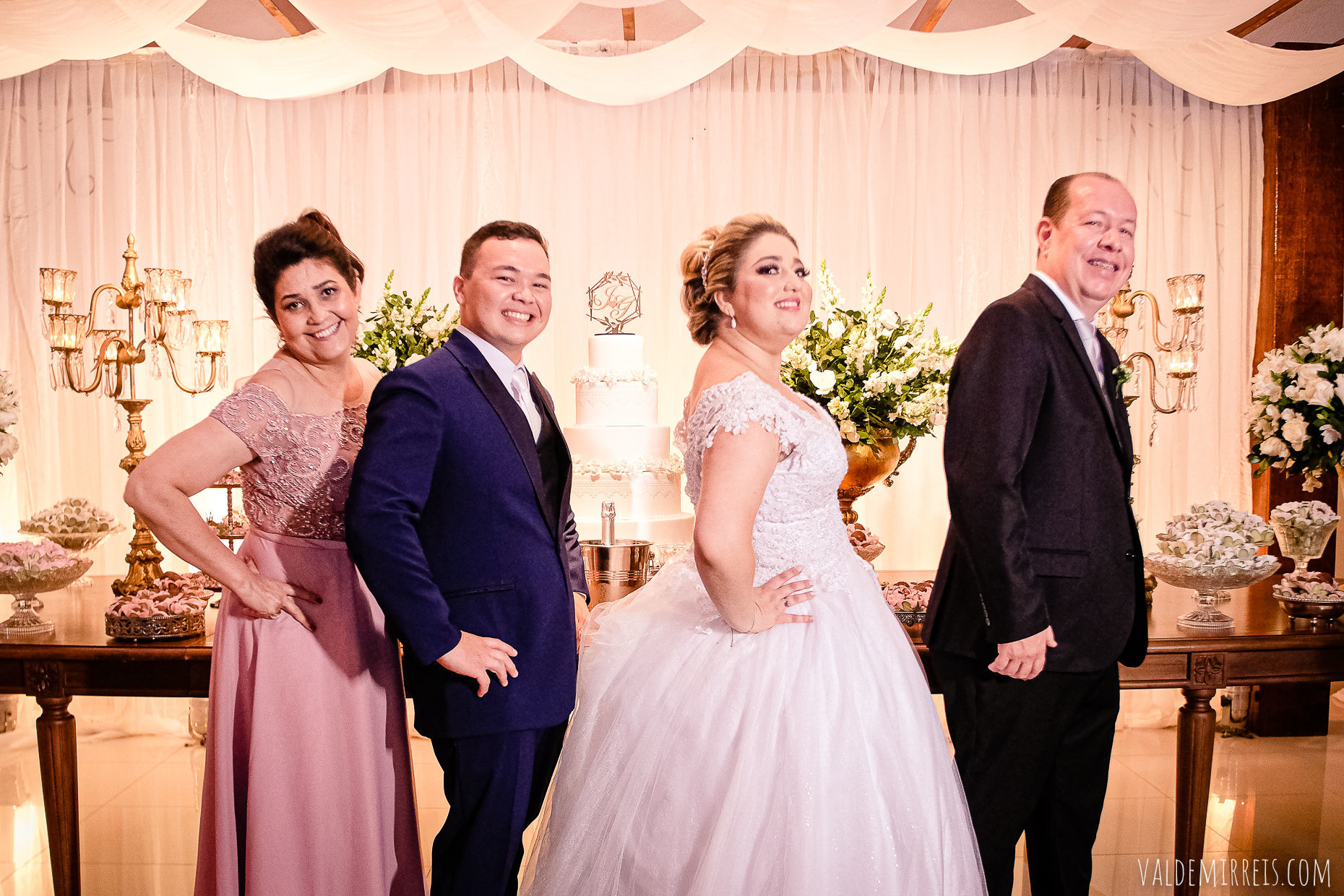 Foto Fotografia de Casamento Fauze Karam Buffet | São José do Rio Preto SP | Gabriela + Jorge Foto Fotografia de Casamento Fauze Karam Buffet | São José do Rio Preto SP | Gabriela + Jorge - Imagem 191