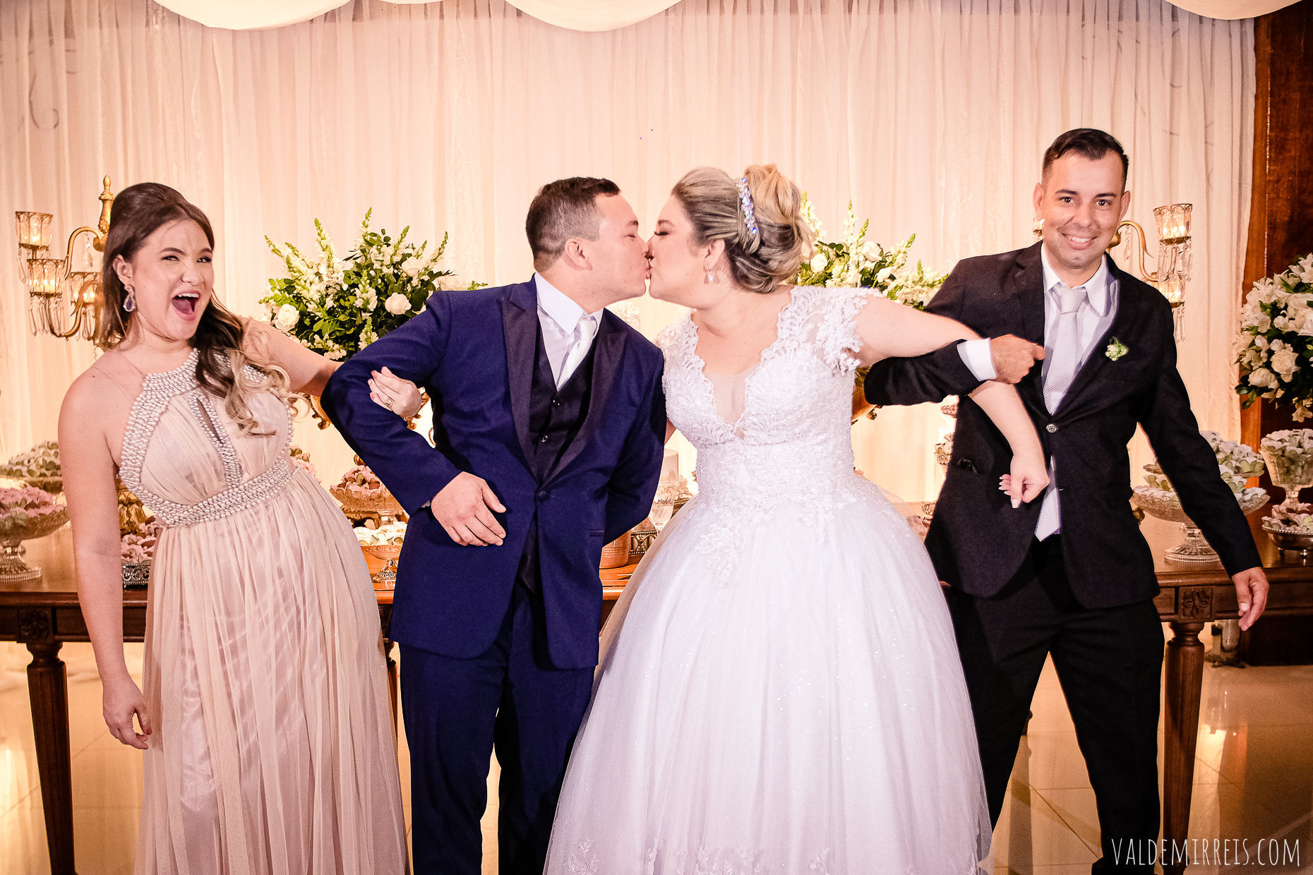 Foto Fotografia de Casamento Fauze Karam Buffet | São José do Rio Preto SP | Gabriela + Jorge Foto Fotografia de Casamento Fauze Karam Buffet | São José do Rio Preto SP | Gabriela + Jorge - Imagem 198