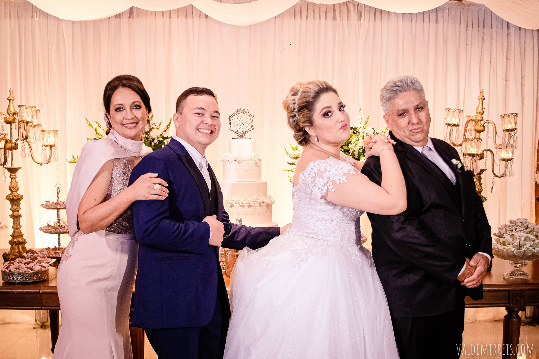 Foto Fotografia de Casamento Fauze Karam Buffet | São José do Rio Preto SP | Gabriela + Jorge Foto Fotografia de Casamento Fauze Karam Buffet | São José do Rio Preto SP | Gabriela + Jorge - Imagem 204