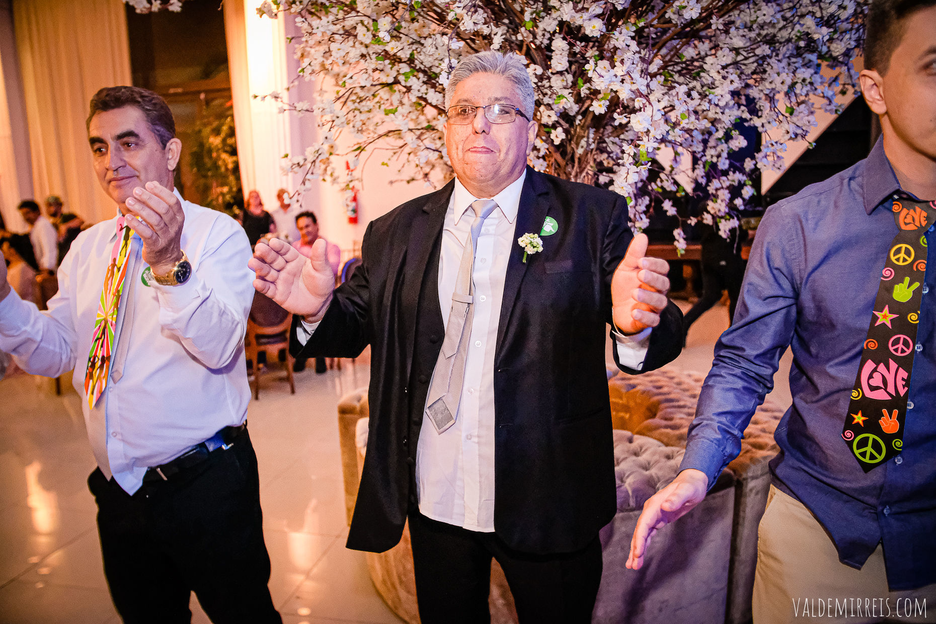 Foto Fotografia de Casamento Fauze Karam Buffet | São José do Rio Preto SP | Gabriela + Jorge Foto Fotografia de Casamento Fauze Karam Buffet | São José do Rio Preto SP | Gabriela + Jorge - Imagem 251