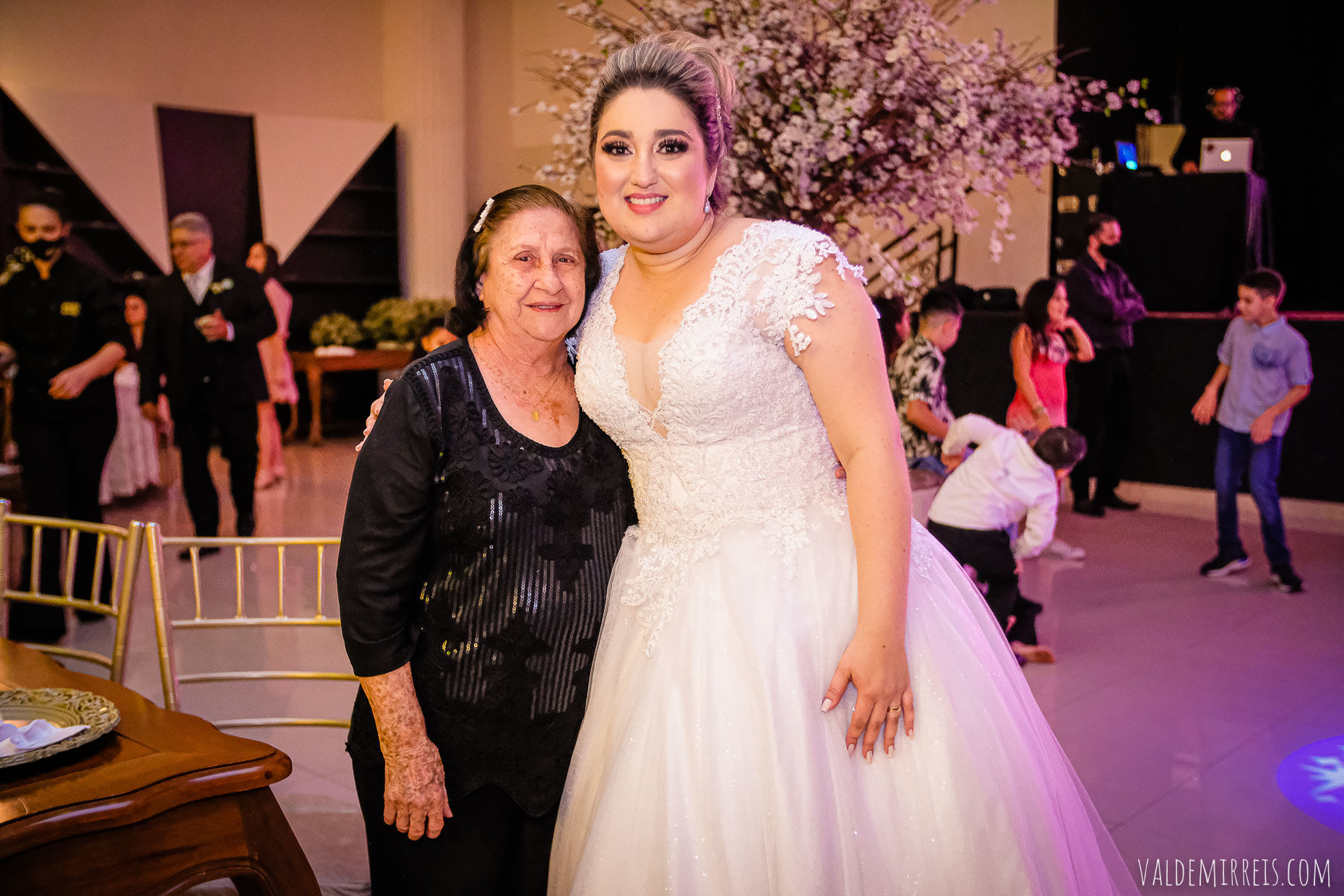 Foto Fotografia de Casamento Fauze Karam Buffet | São José do Rio Preto SP | Gabriela + Jorge Foto Fotografia de Casamento Fauze Karam Buffet | São José do Rio Preto SP | Gabriela + Jorge - Imagem 225