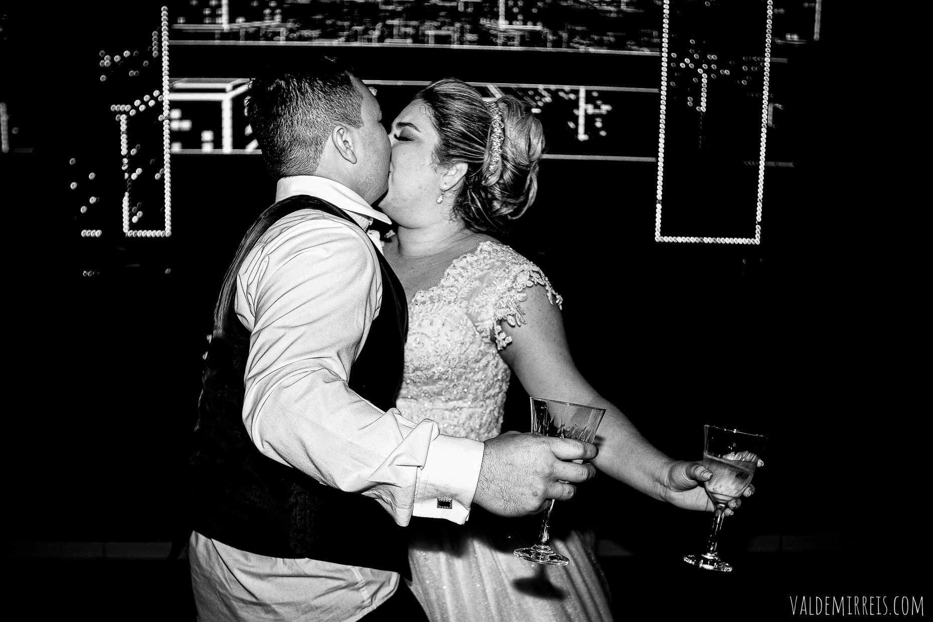 Foto Fotografia de Casamento Fauze Karam Buffet | São José do Rio Preto SP | Gabriela + Jorge Foto Fotografia de Casamento Fauze Karam Buffet | São José do Rio Preto SP | Gabriela + Jorge - Imagem 245