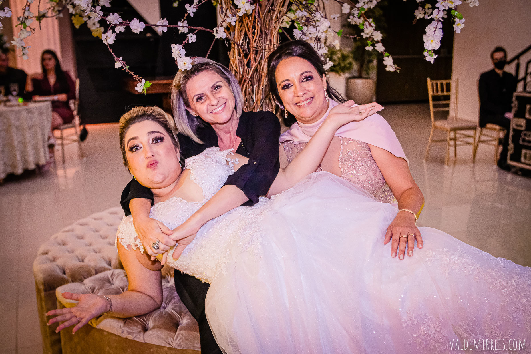 Foto Fotografia de Casamento Fauze Karam Buffet | São José do Rio Preto SP | Gabriela + Jorge Foto Fotografia de Casamento Fauze Karam Buffet | São José do Rio Preto SP | Gabriela + Jorge - Imagem 270