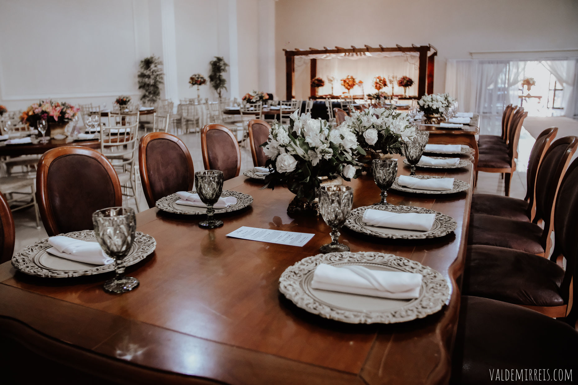 Foto Fotografia de Casamento Fauze Karam Buffet | São José do Rio Preto SP | Francine + Jefferson Foto Fotografia de Casamento Fauze Karam Buffet | São José do Rio Preto SP | Francine + Jefferson - Imagem 1