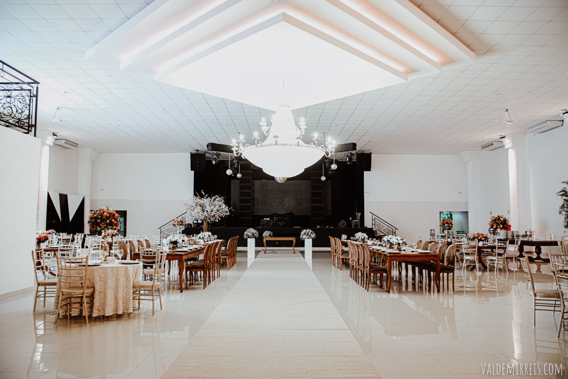 Foto Fotografia de Casamento Fauze Karam Buffet | São José do Rio Preto SP | Francine + Jefferson Foto Fotografia de Casamento Fauze Karam Buffet | São José do Rio Preto SP | Francine + Jefferson - Imagem 34