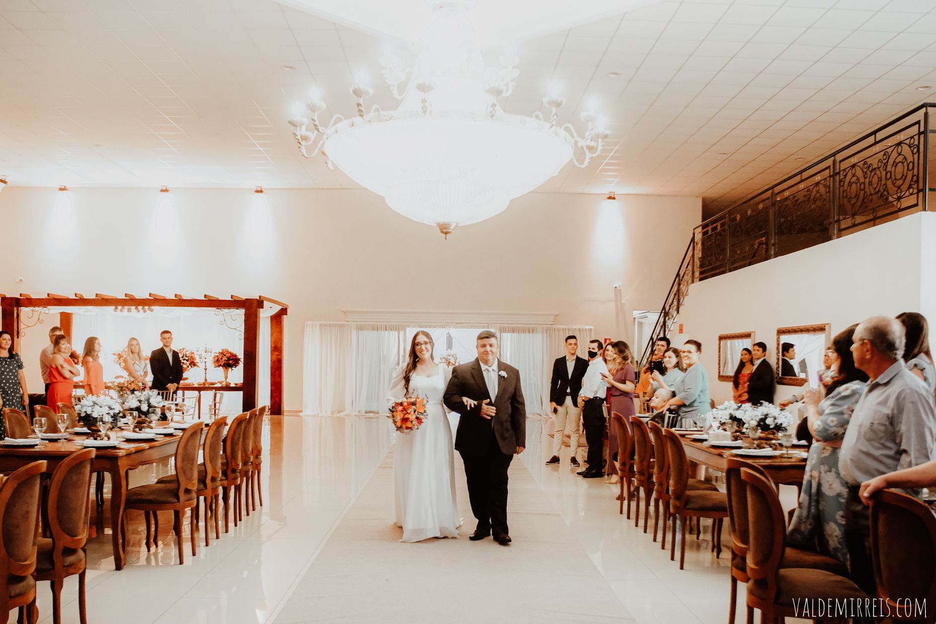 Foto Fotografia de Casamento Fauze Karam Buffet | São José do Rio Preto SP | Francine + Jefferson Foto Fotografia de Casamento Fauze Karam Buffet | São José do Rio Preto SP | Francine + Jefferson - Imagem 45